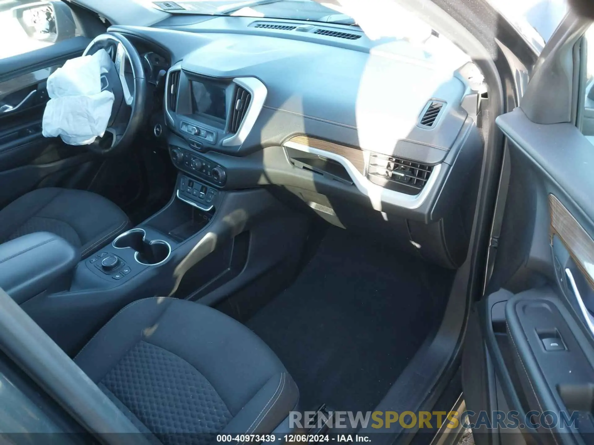 5 Photograph of a damaged car 3GKALTEV8KL254258 GMC TERRAIN 2019