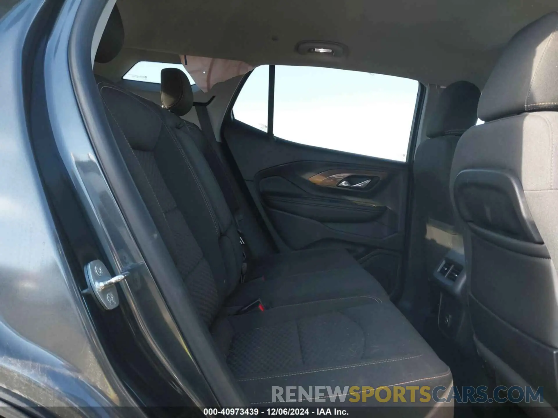 8 Photograph of a damaged car 3GKALTEV8KL254258 GMC TERRAIN 2019