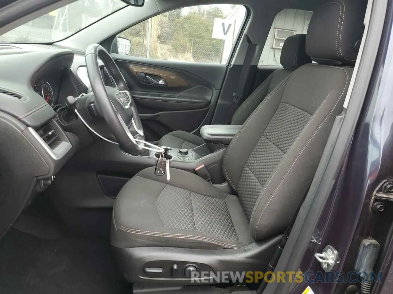 7 Фотография поврежденного автомобиля 3GKALTEV8KL301272 GMC TERRAIN 2019