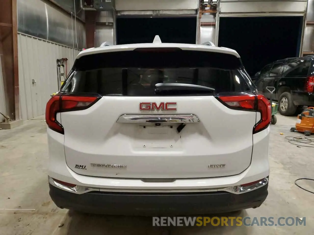 6 Photograph of a damaged car 3GKALVEV0KL241323 GMC TERRAIN 2019