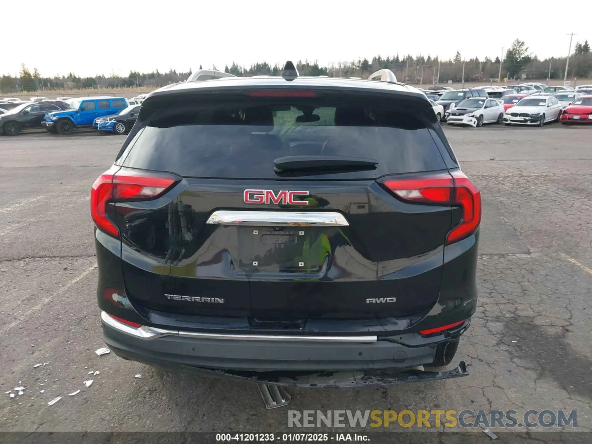 17 Photograph of a damaged car 3GKALVEV1KL229679 GMC TERRAIN 2019