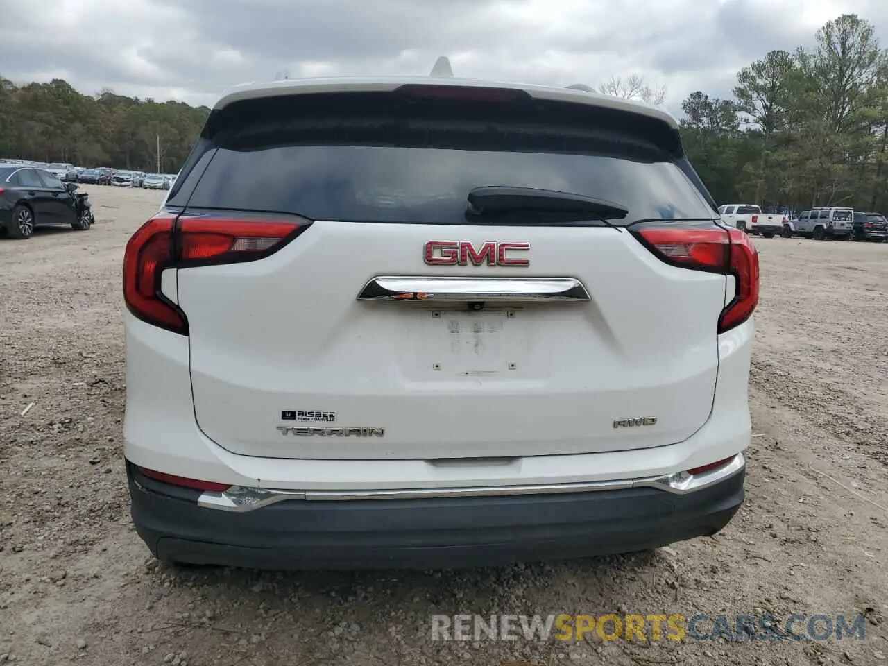 6 Photograph of a damaged car 3GKALVEV1KL246028 GMC TERRAIN 2019