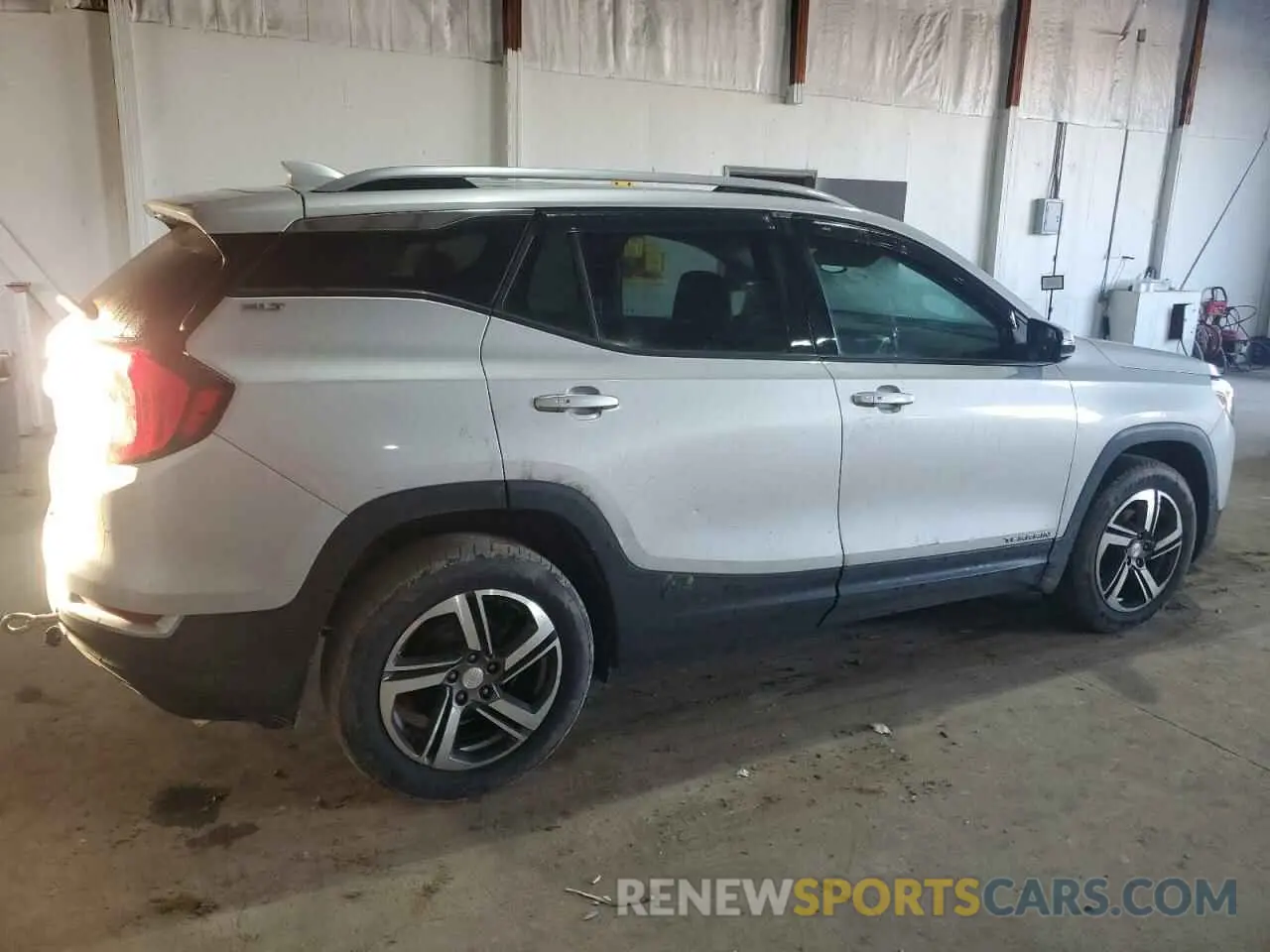 3 Photograph of a damaged car 3GKALVEV3KL213063 GMC TERRAIN 2019