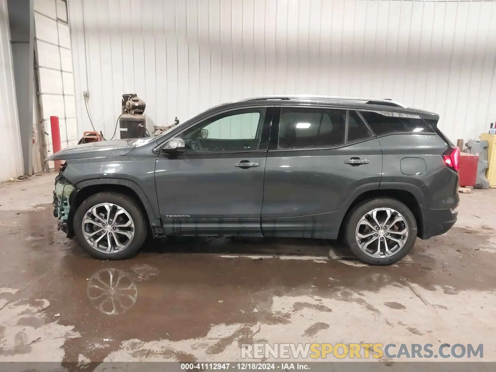 14 Photograph of a damaged car 3GKALVEV3KL397792 GMC TERRAIN 2019
