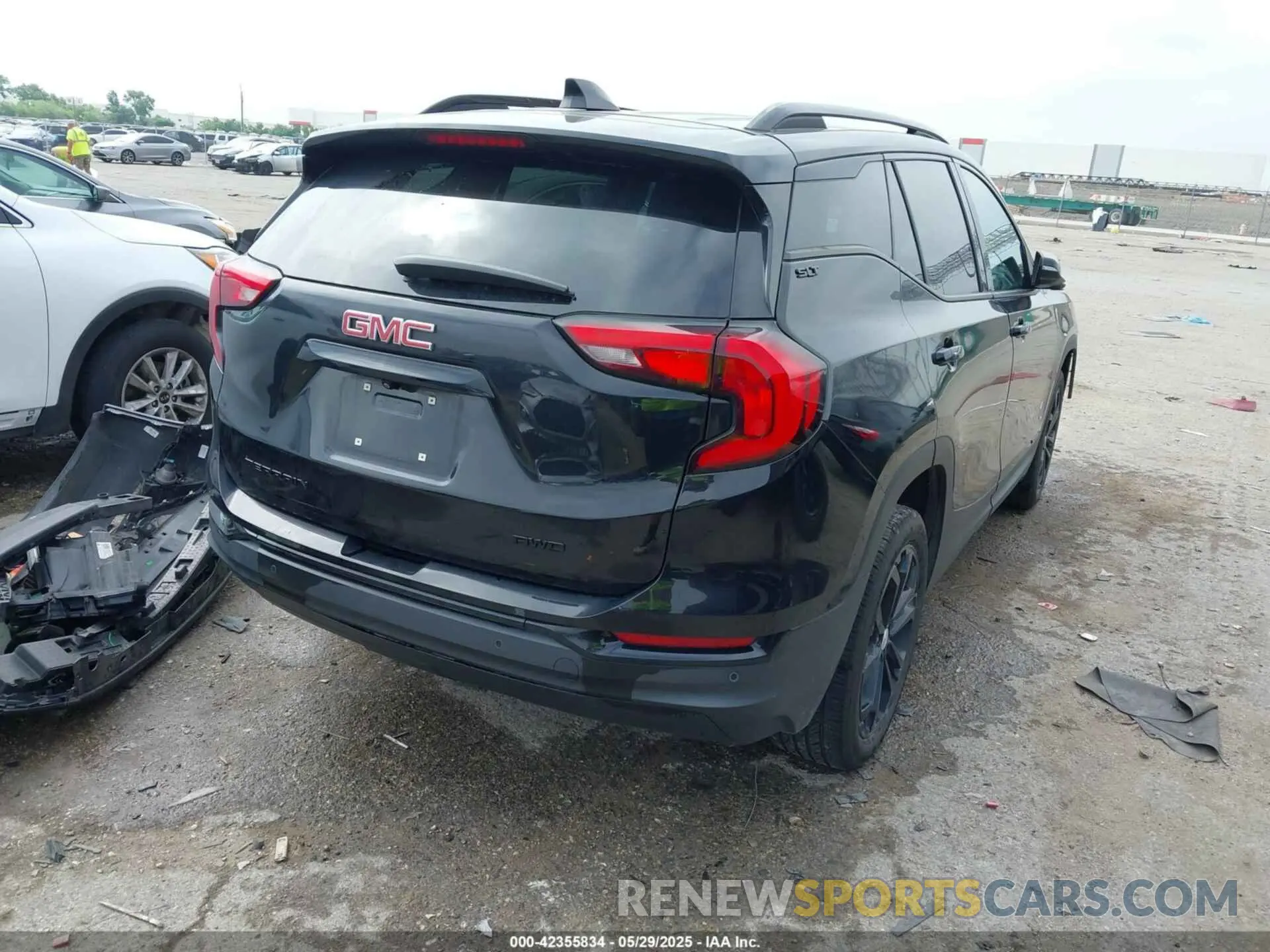 4 Photograph of a damaged car 3GKALVEV4KL363408 GMC TERRAIN 2019