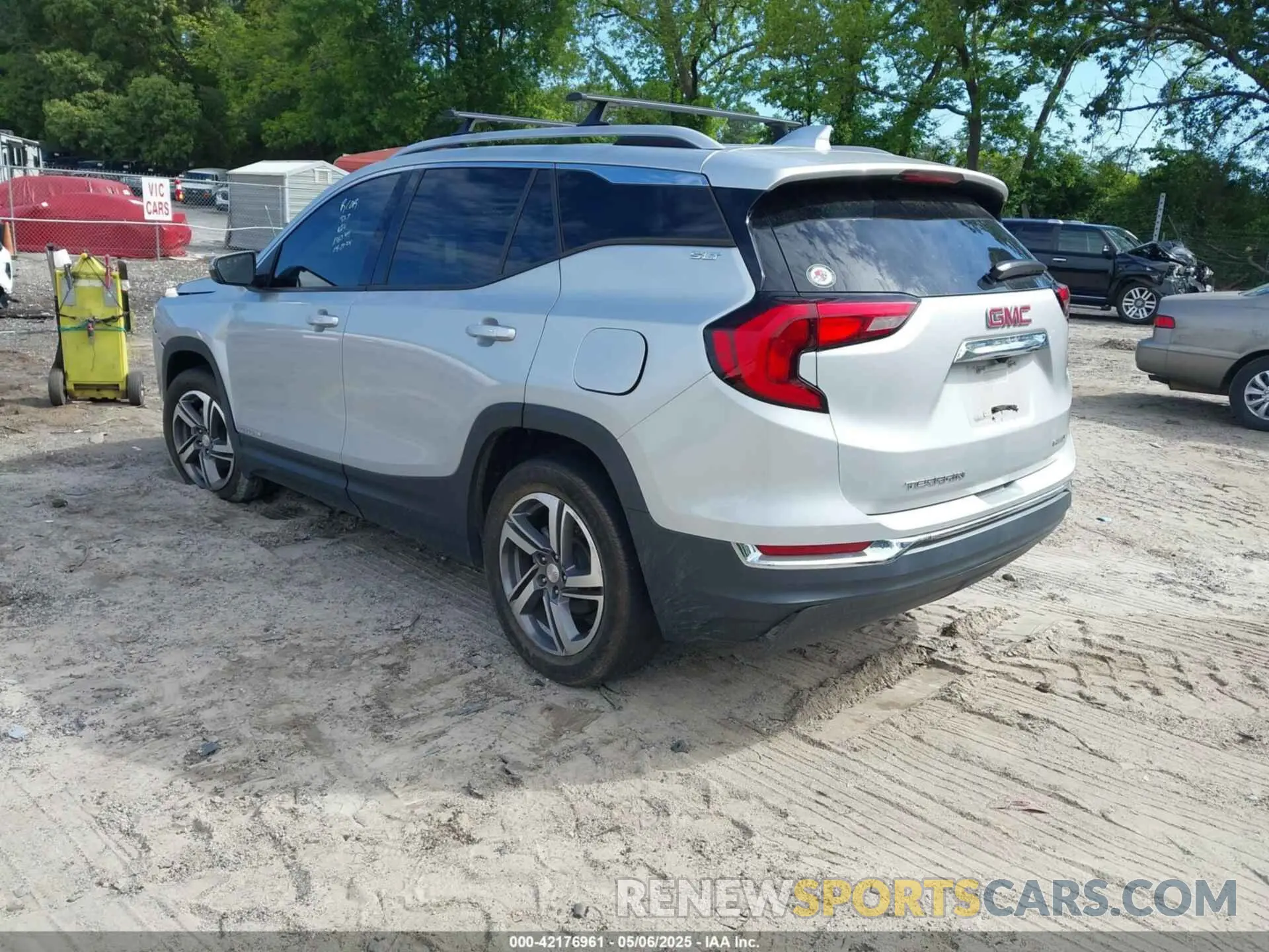 3 Фотография поврежденного автомобиля 3GKALVEV5KL244184 GMC TERRAIN 2019