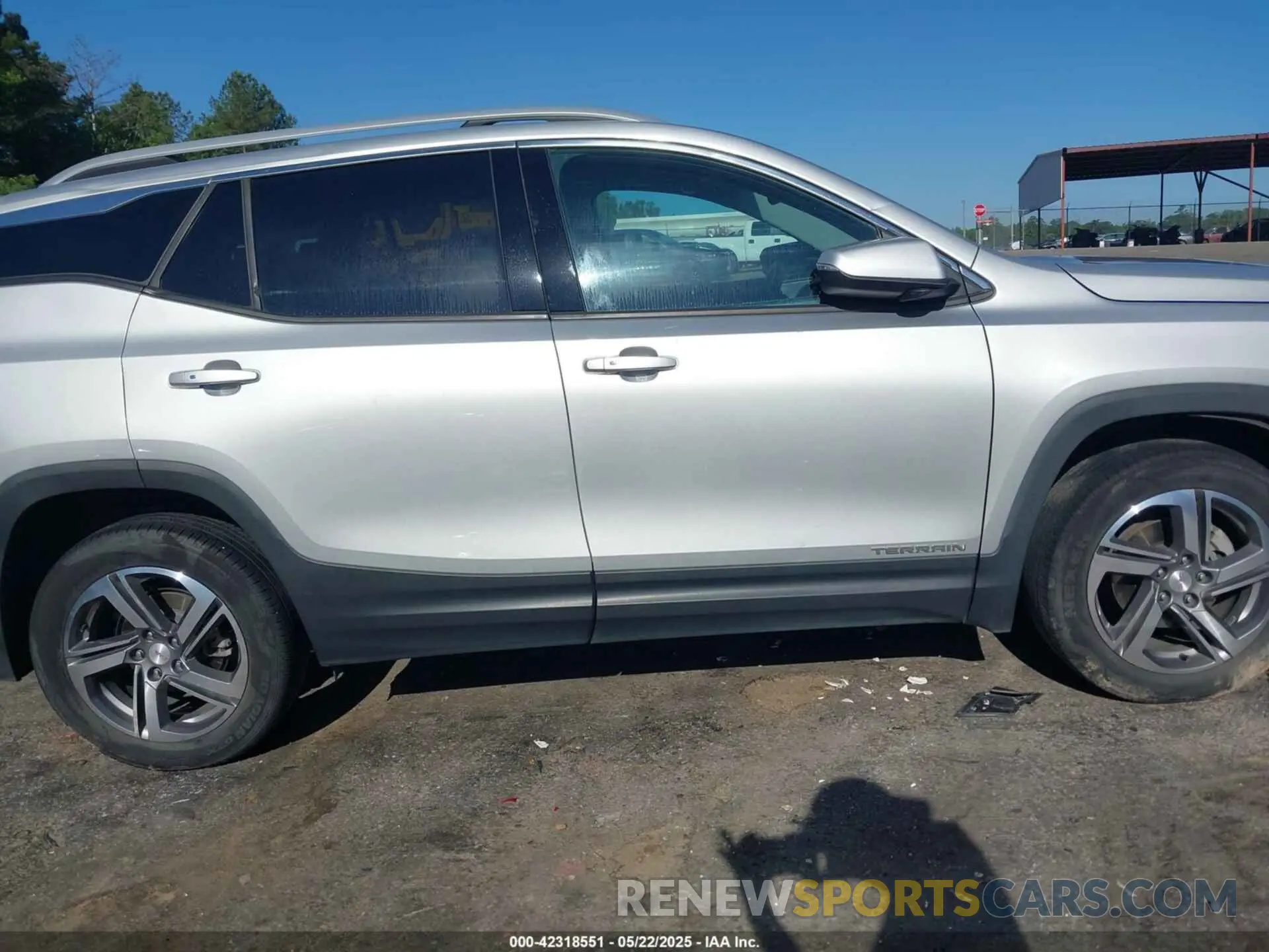 13 Photograph of a damaged car 3GKALVEV6KL341085 GMC TERRAIN 2019