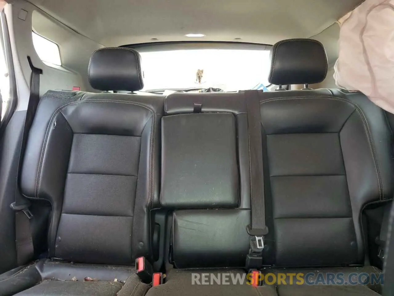 10 Photograph of a damaged car 3GKALVEV8KL369356 GMC TERRAIN 2019
