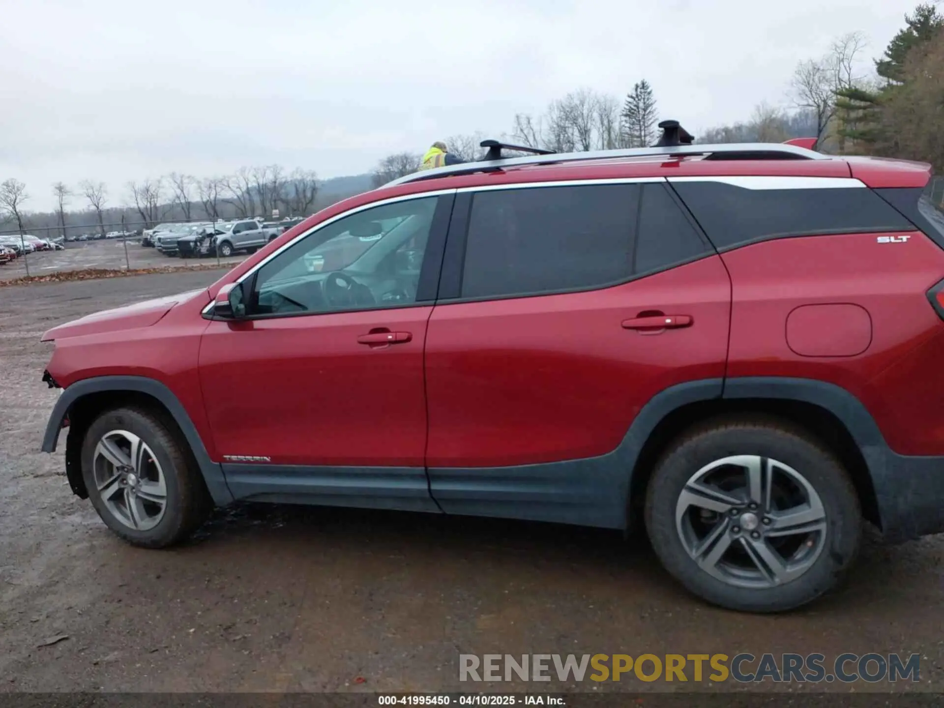 15 Photograph of a damaged car 3GKALVEV9KL327469 GMC TERRAIN 2019