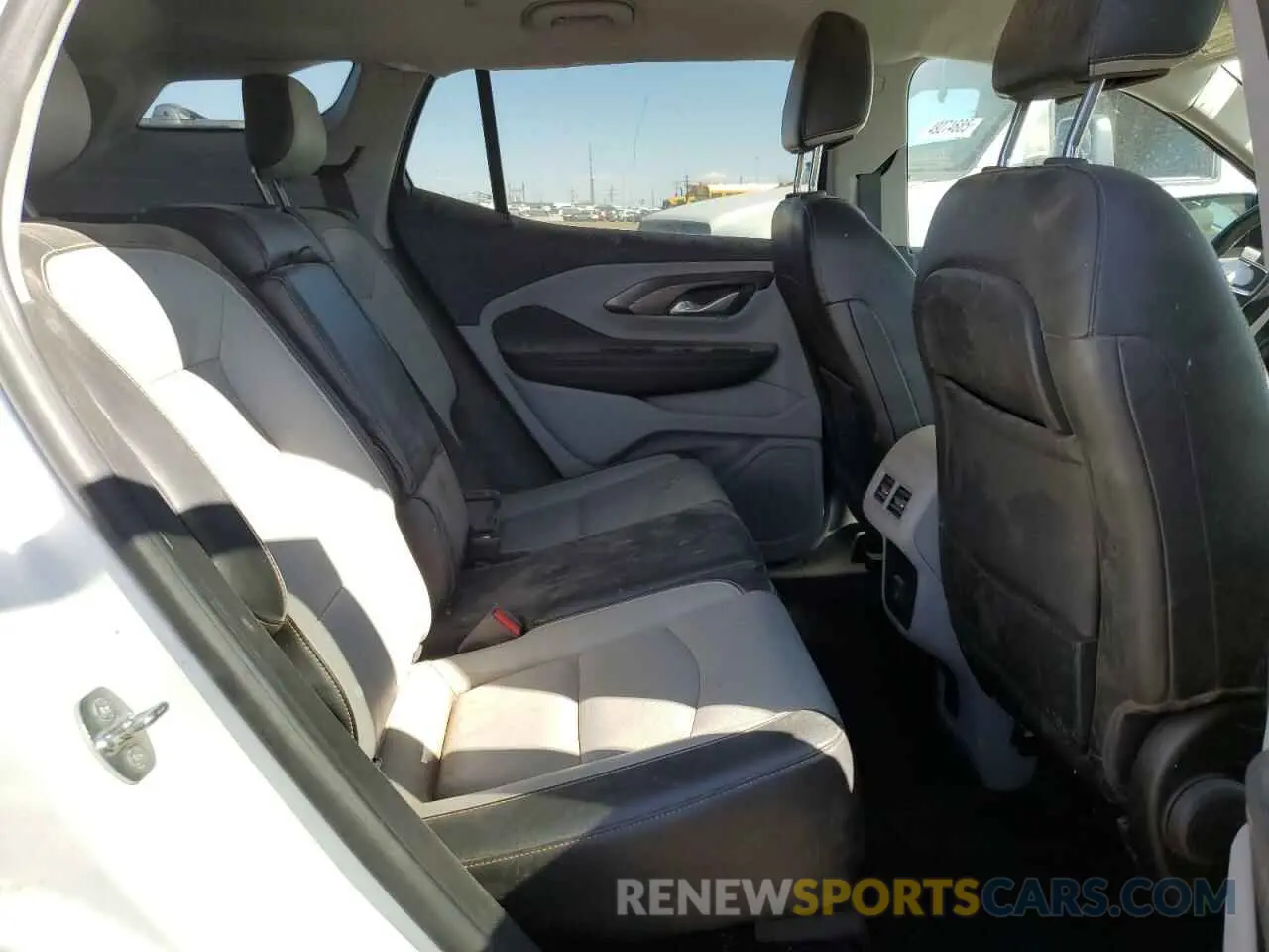 11 Photograph of a damaged car 3GKALVEX4KL275802 GMC TERRAIN 2019