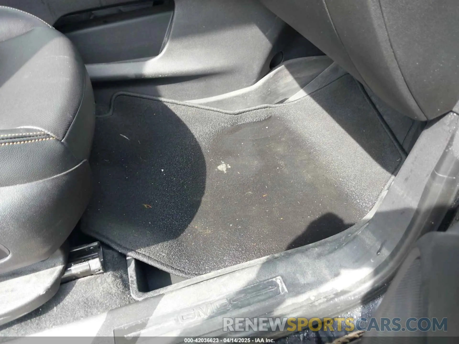 12 Photograph of a damaged car 3GKALVEX6KL227427 GMC TERRAIN 2019