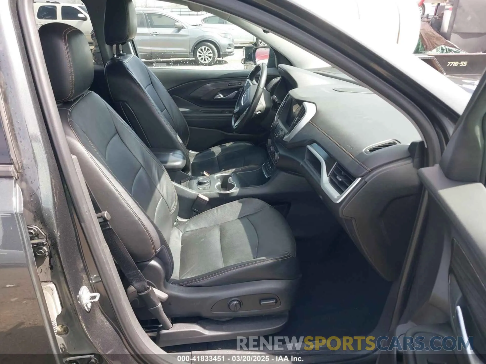 5 Photograph of a damaged car 3GKALVEX7KL358849 GMC TERRAIN 2019