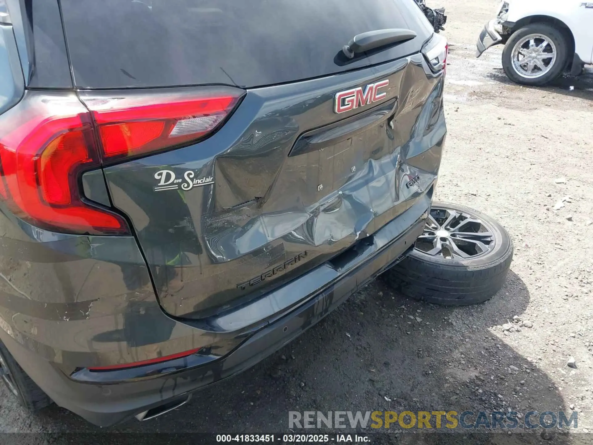 6 Photograph of a damaged car 3GKALVEX7KL358849 GMC TERRAIN 2019