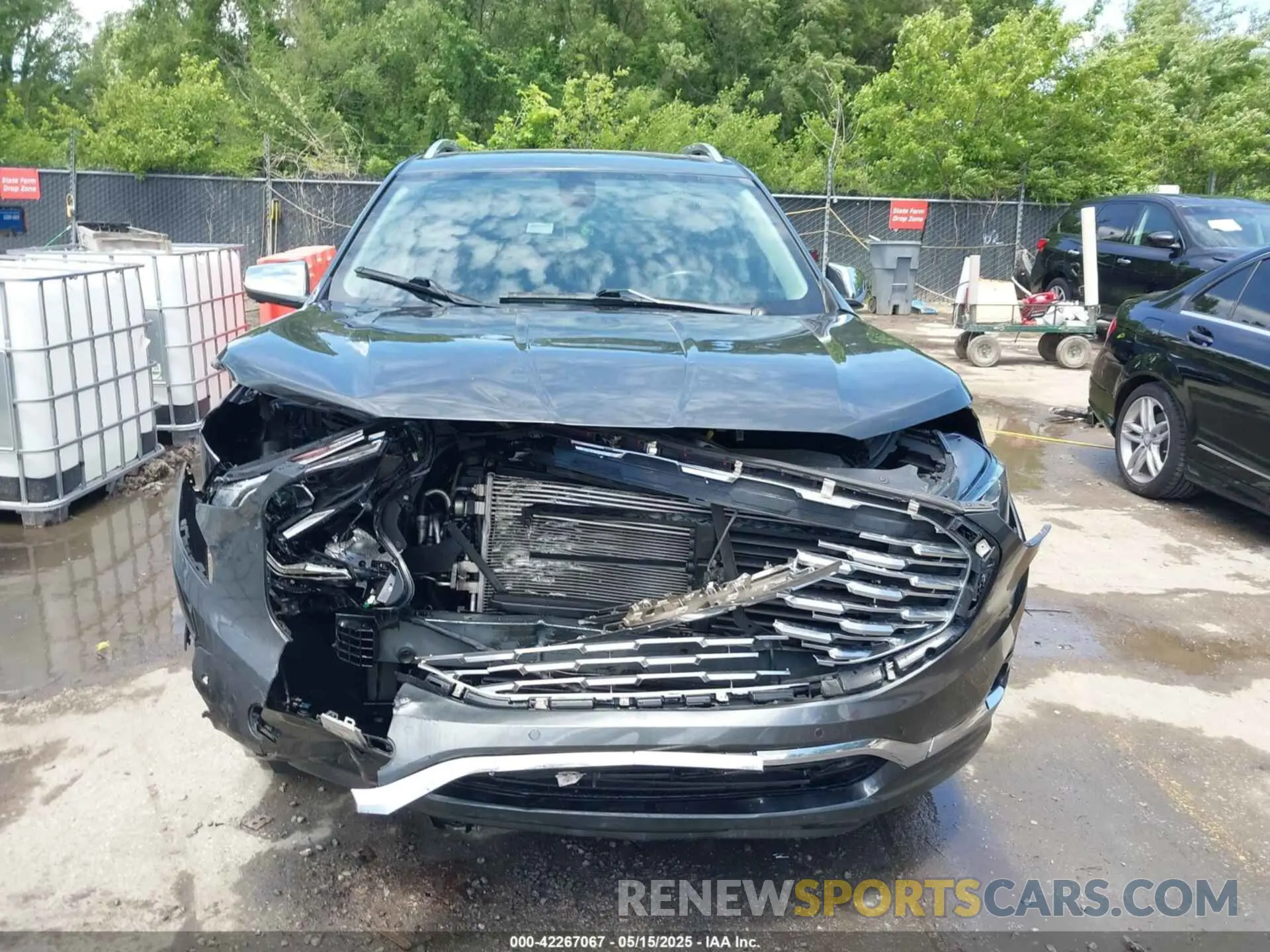 13 Photograph of a damaged car 3GKALXEX1KL375173 GMC TERRAIN 2019