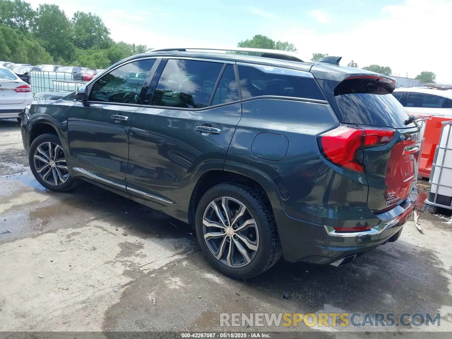 3 Photograph of a damaged car 3GKALXEX1KL375173 GMC TERRAIN 2019