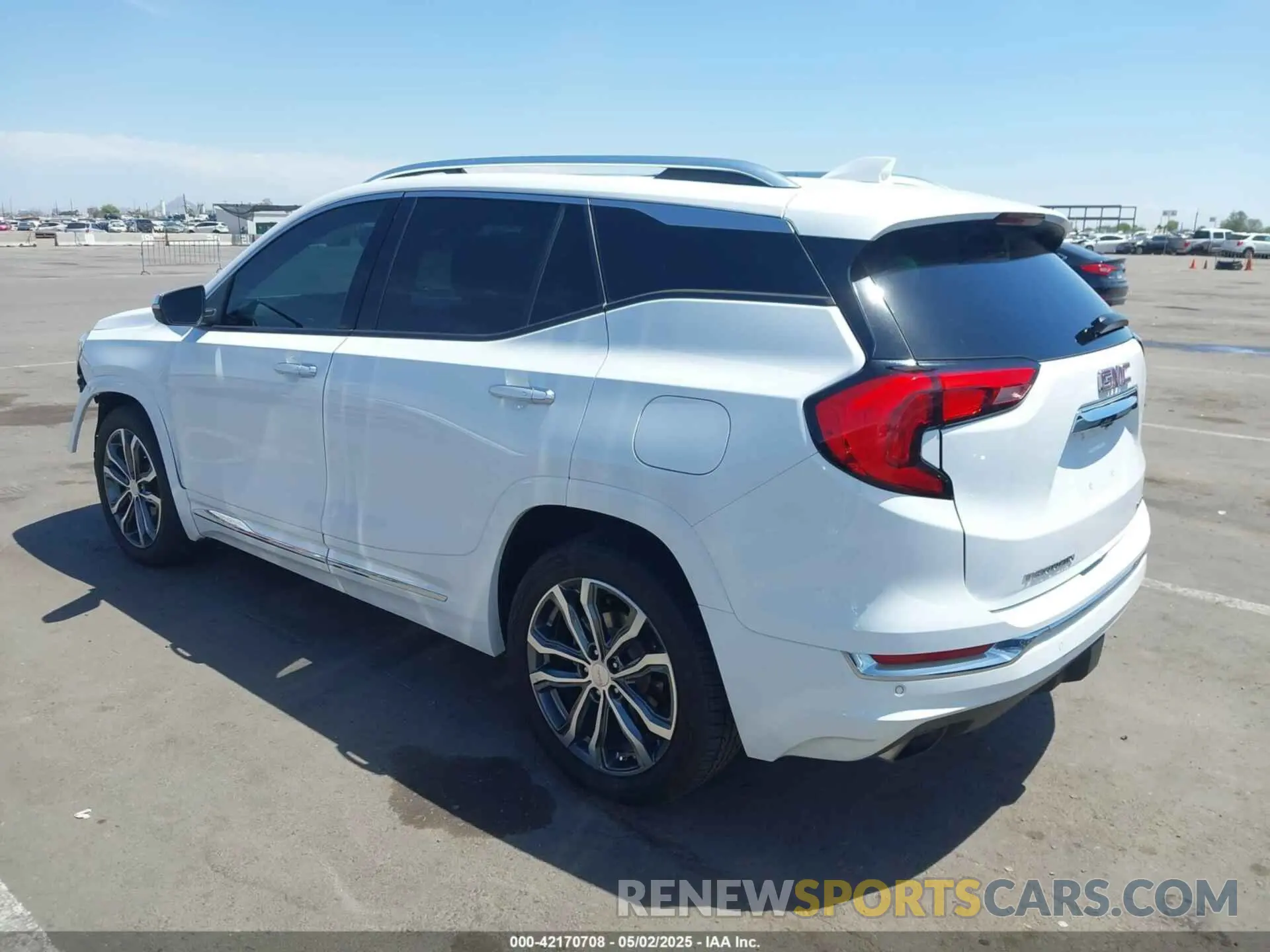 3 Photograph of a damaged car 3GKALXEX4KL394770 GMC TERRAIN 2019