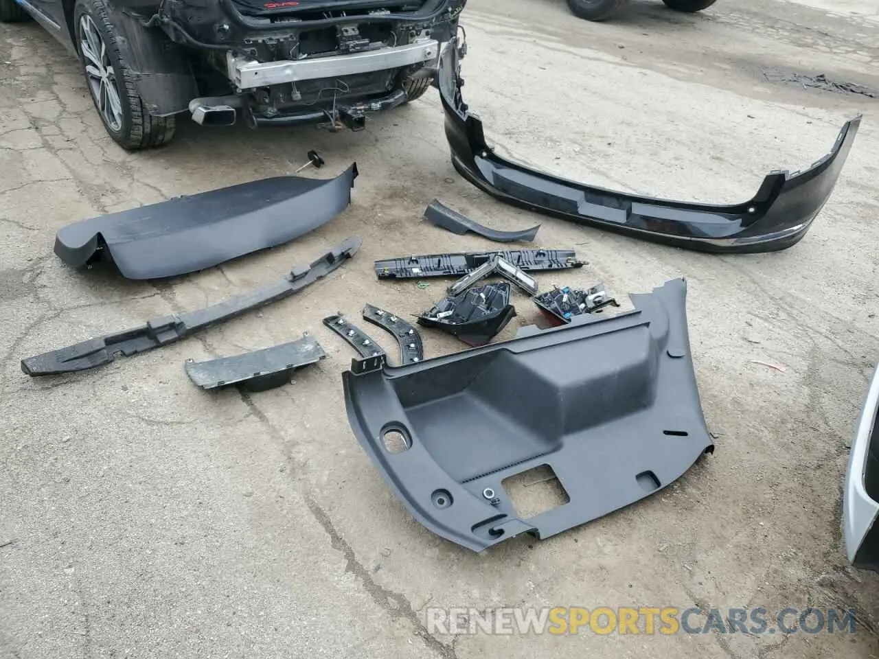 13 Фотография поврежденного автомобиля 3GKALXEX7KL192392 GMC TERRAIN 2019