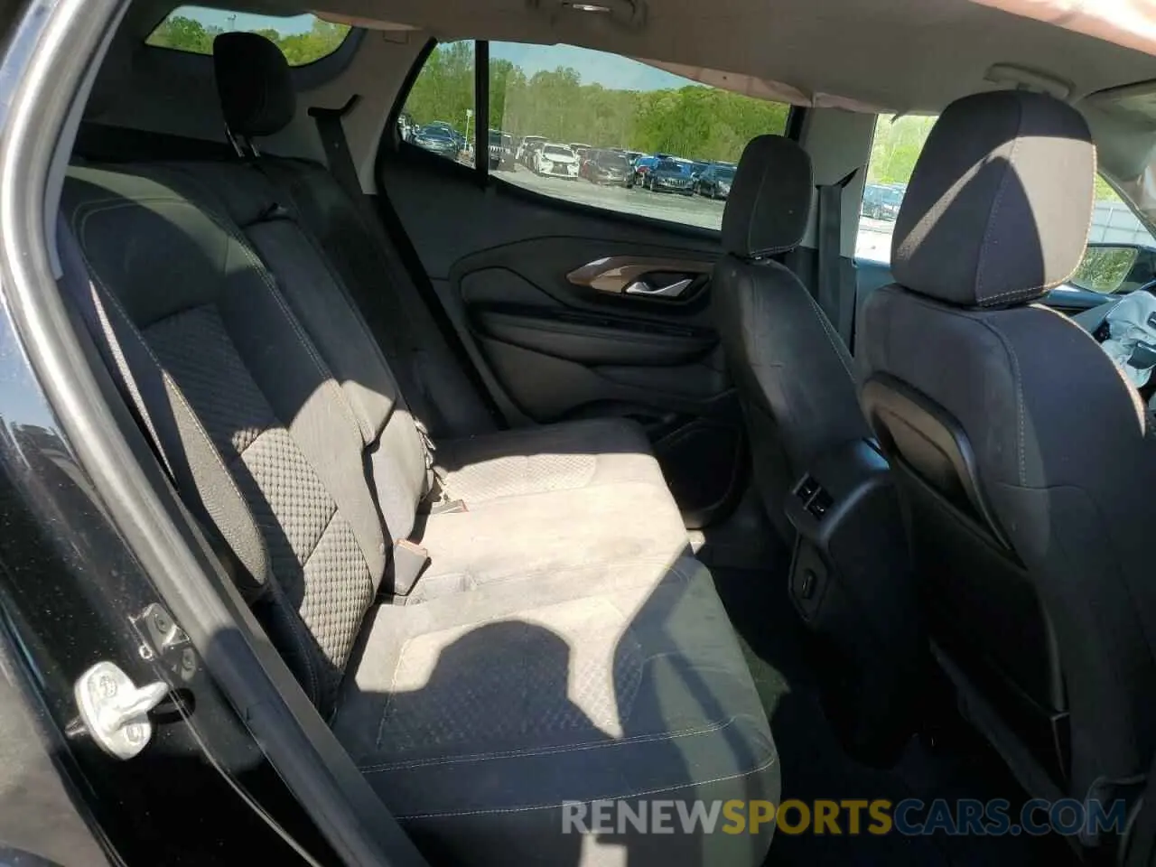 11 Photograph of a damaged car 3GKALMEV0LL179840 GMC TERRAIN 2020