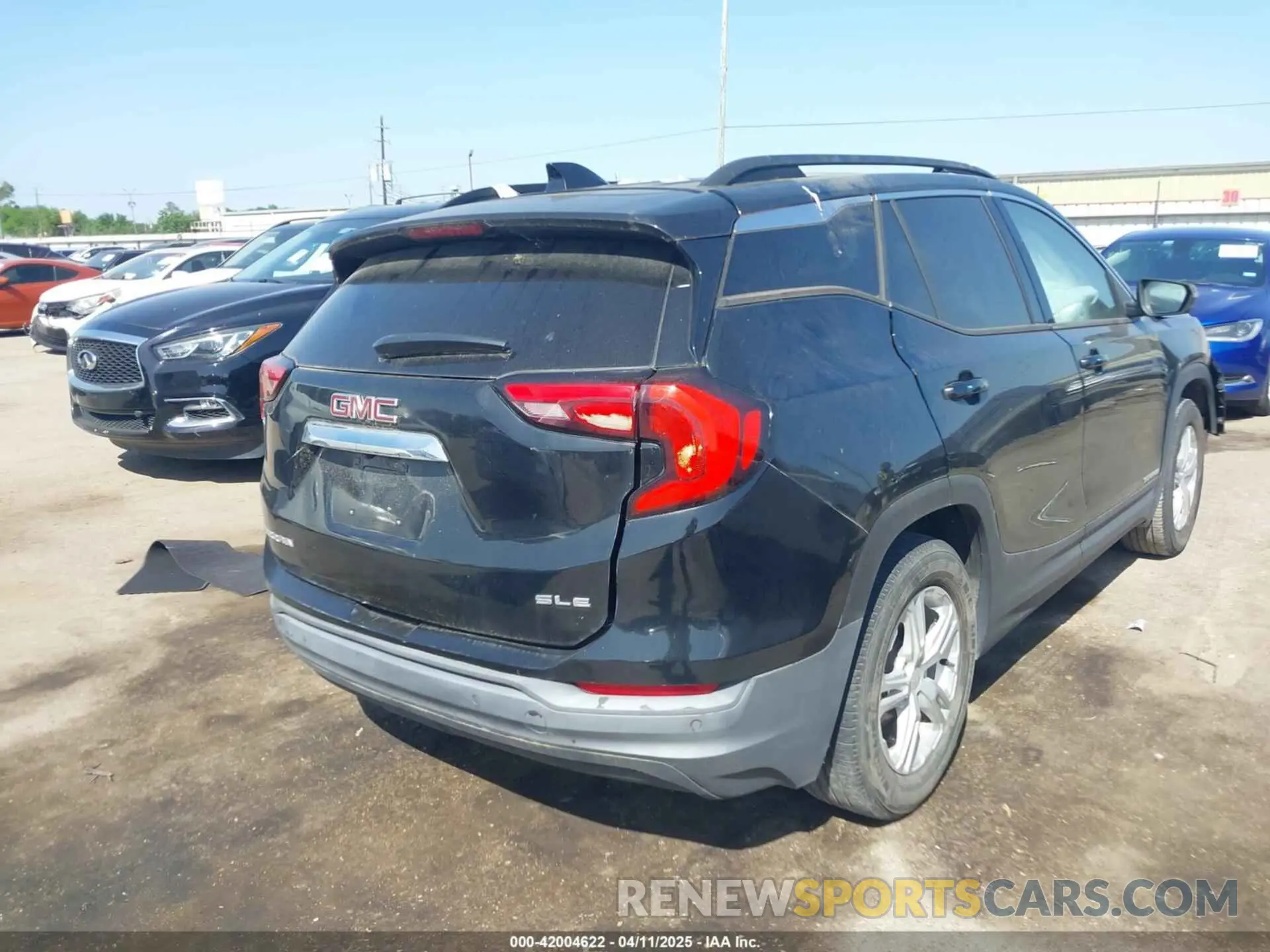 4 Photograph of a damaged car 3GKALMEV0LL200718 GMC TERRAIN 2020