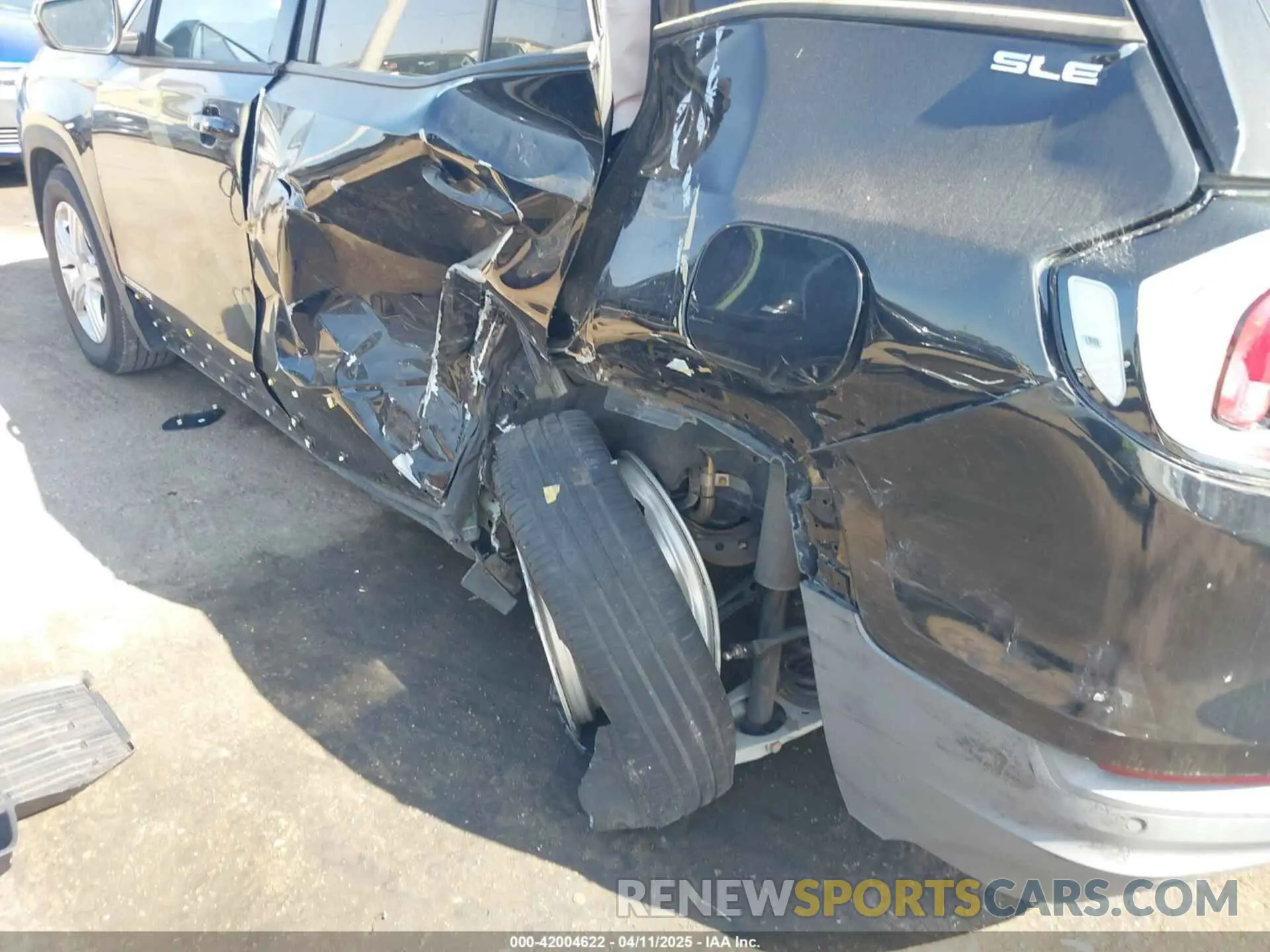 6 Photograph of a damaged car 3GKALMEV0LL200718 GMC TERRAIN 2020