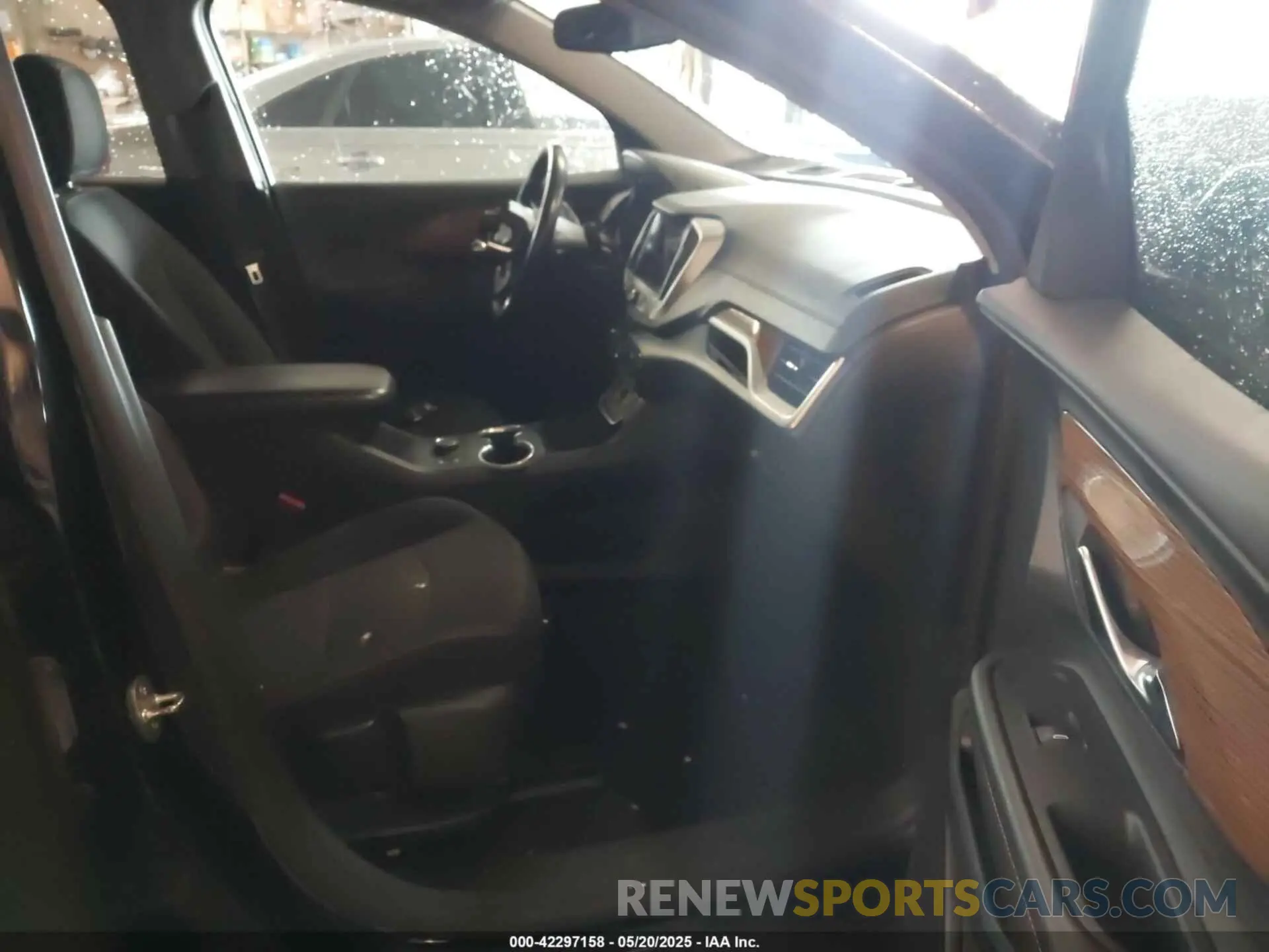5 Photograph of a damaged car 3GKALMEV0LL215011 GMC TERRAIN 2020