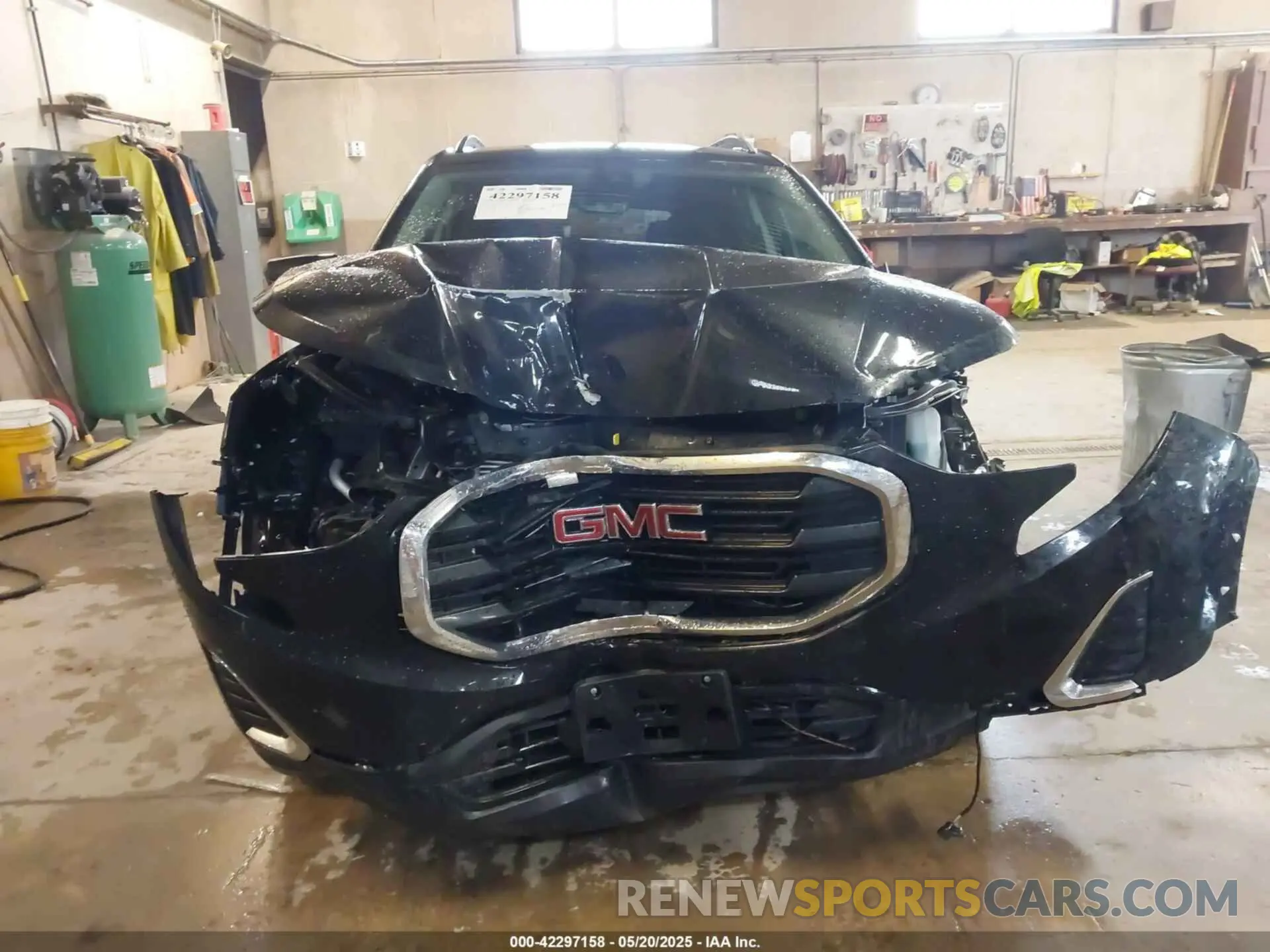 6 Photograph of a damaged car 3GKALMEV0LL215011 GMC TERRAIN 2020