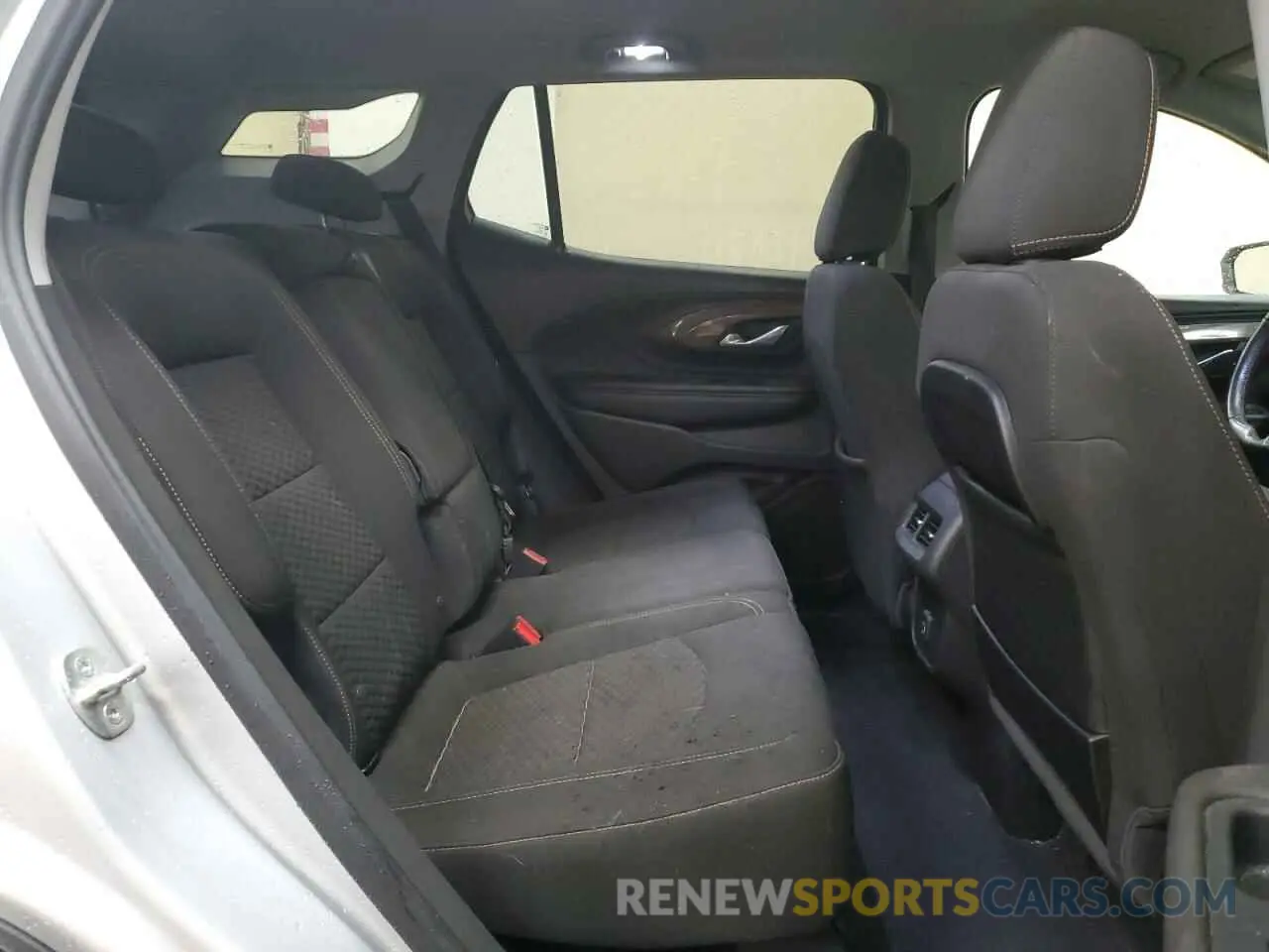 11 Photograph of a damaged car 3GKALMEV0LL231354 GMC TERRAIN 2020