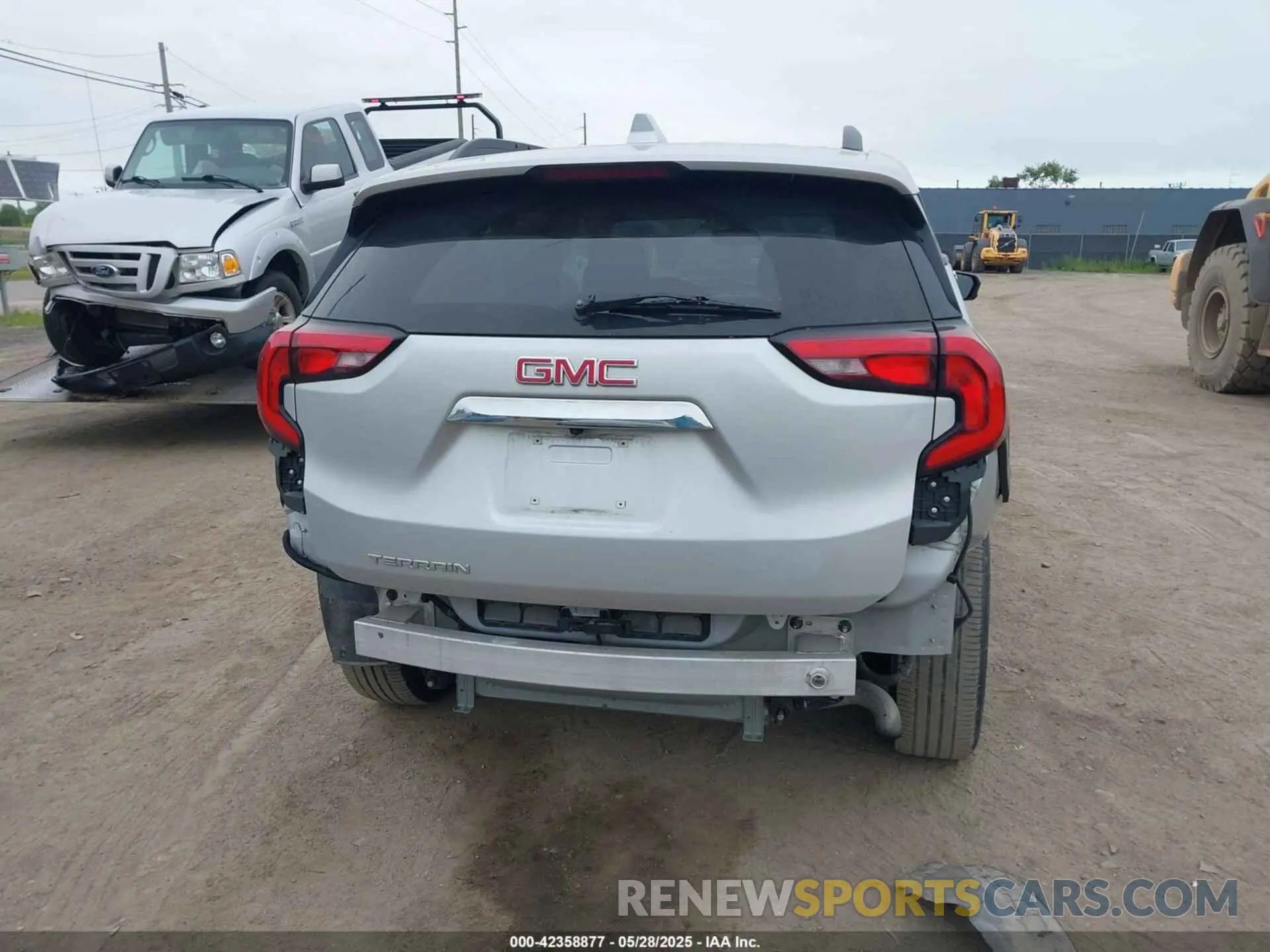 6 Photograph of a damaged car 3GKALMEV1LL125513 GMC TERRAIN 2020