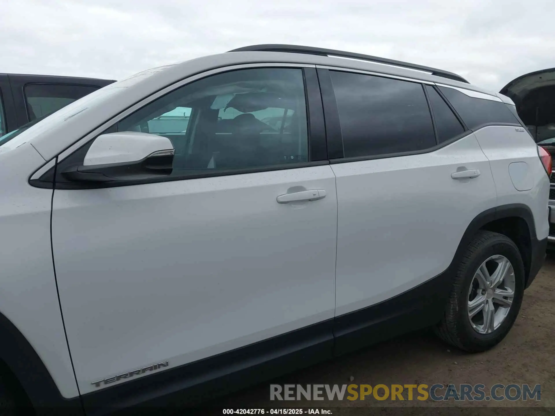15 Фотография поврежденного автомобиля 3GKALMEV1LL141985 GMC TERRAIN 2020