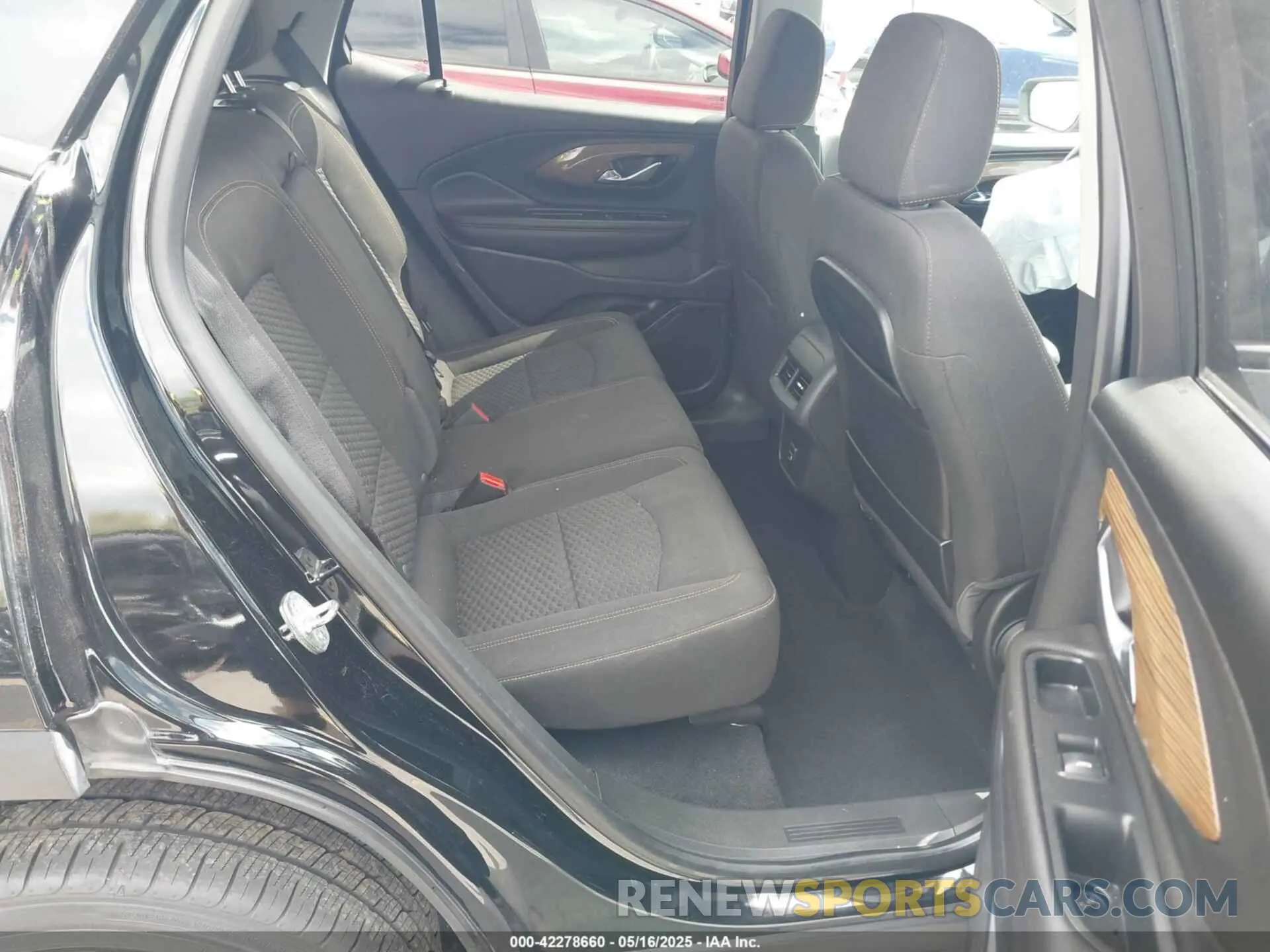 8 Фотография поврежденного автомобиля 3GKALMEV1LL344326 GMC TERRAIN 2020