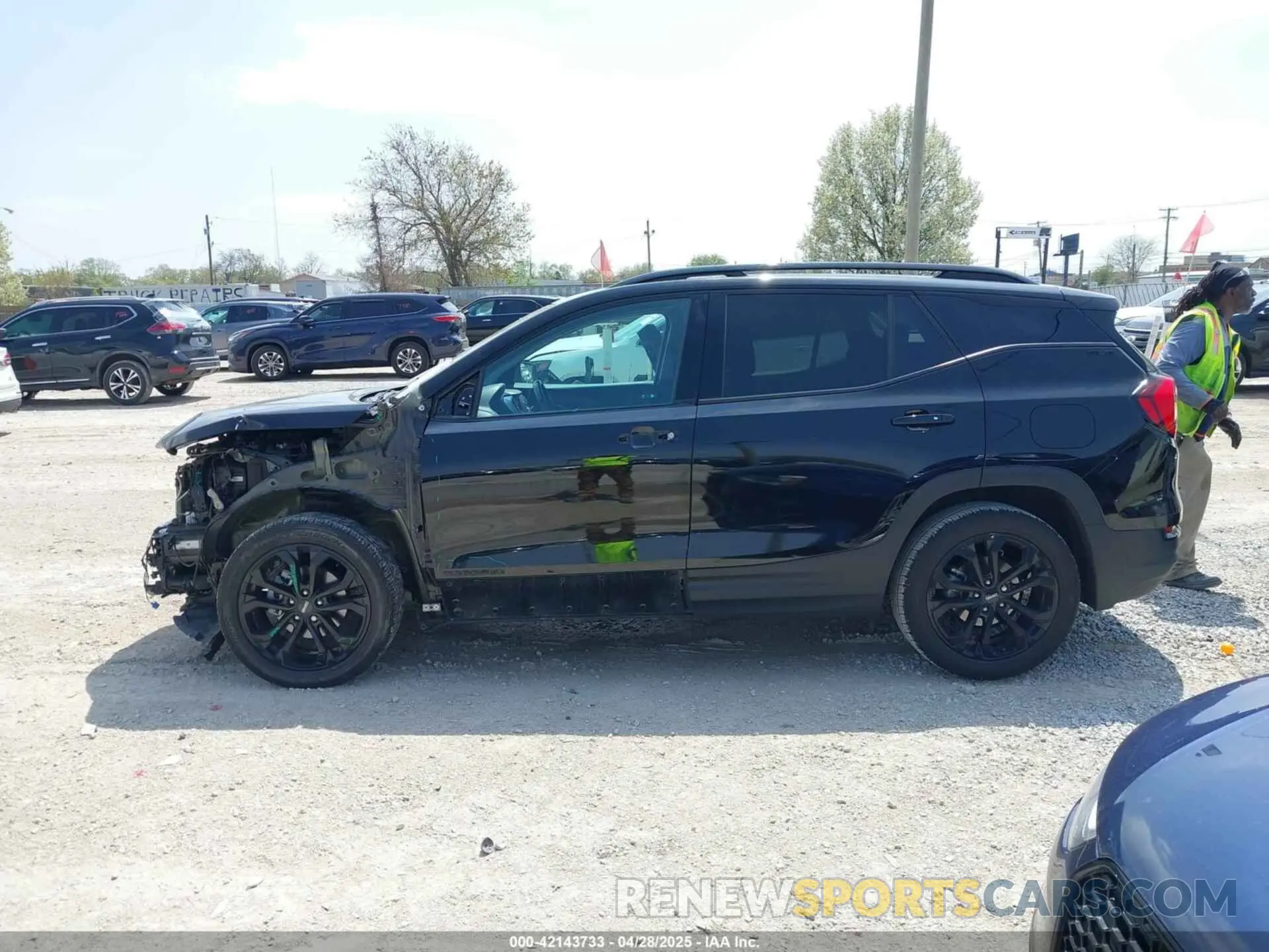 15 Фотография поврежденного автомобиля 3GKALMEV4LL174737 GMC TERRAIN 2020