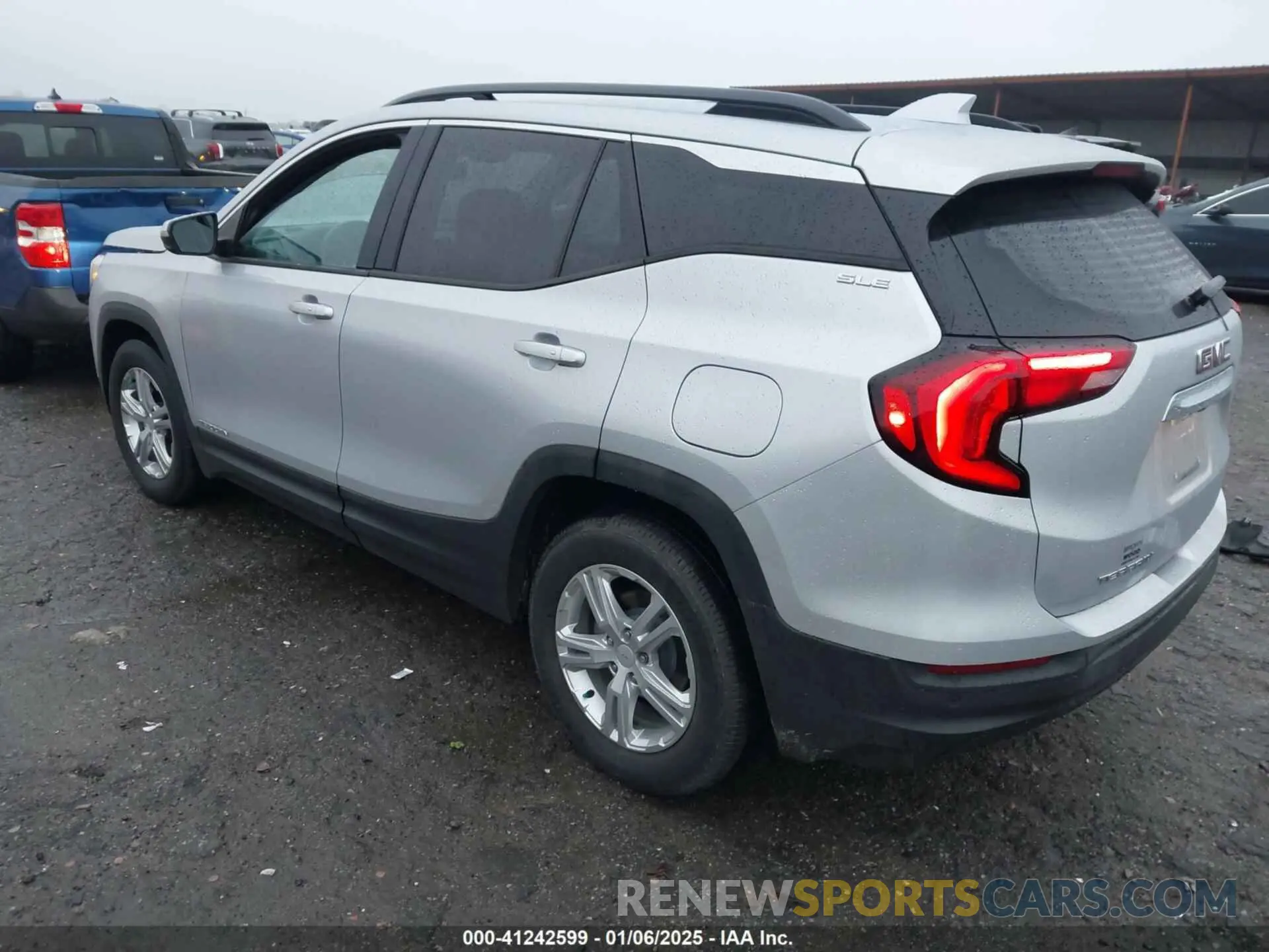 3 Photograph of a damaged car 3GKALMEV5LL148017 GMC TERRAIN 2020