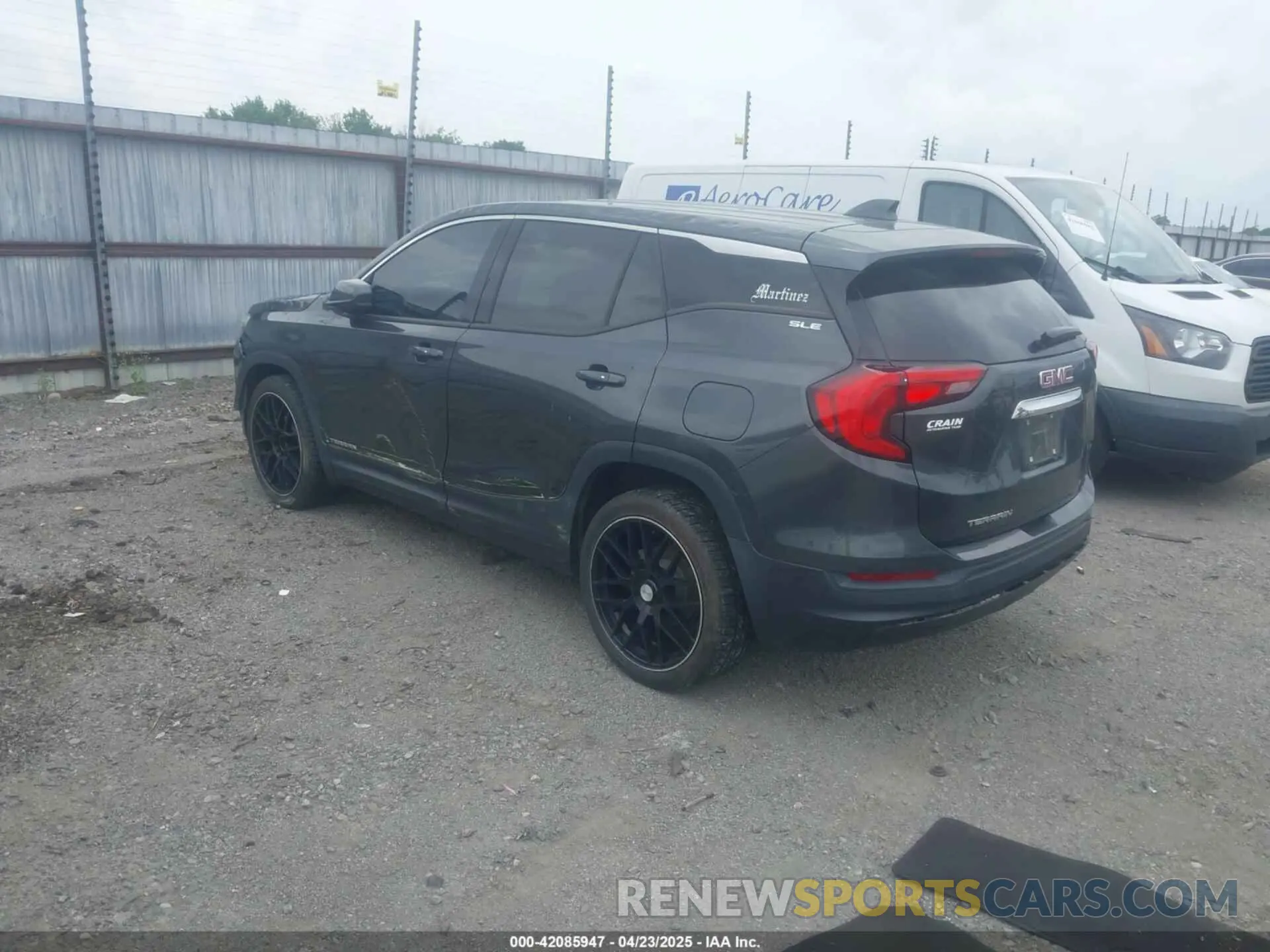 3 Photograph of a damaged car 3GKALMEV5LL195418 GMC TERRAIN 2020