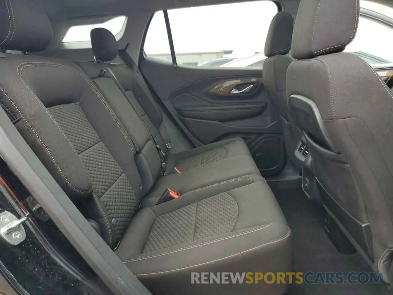 11 Photograph of a damaged car 3GKALMEV5LL330543 GMC TERRAIN 2020