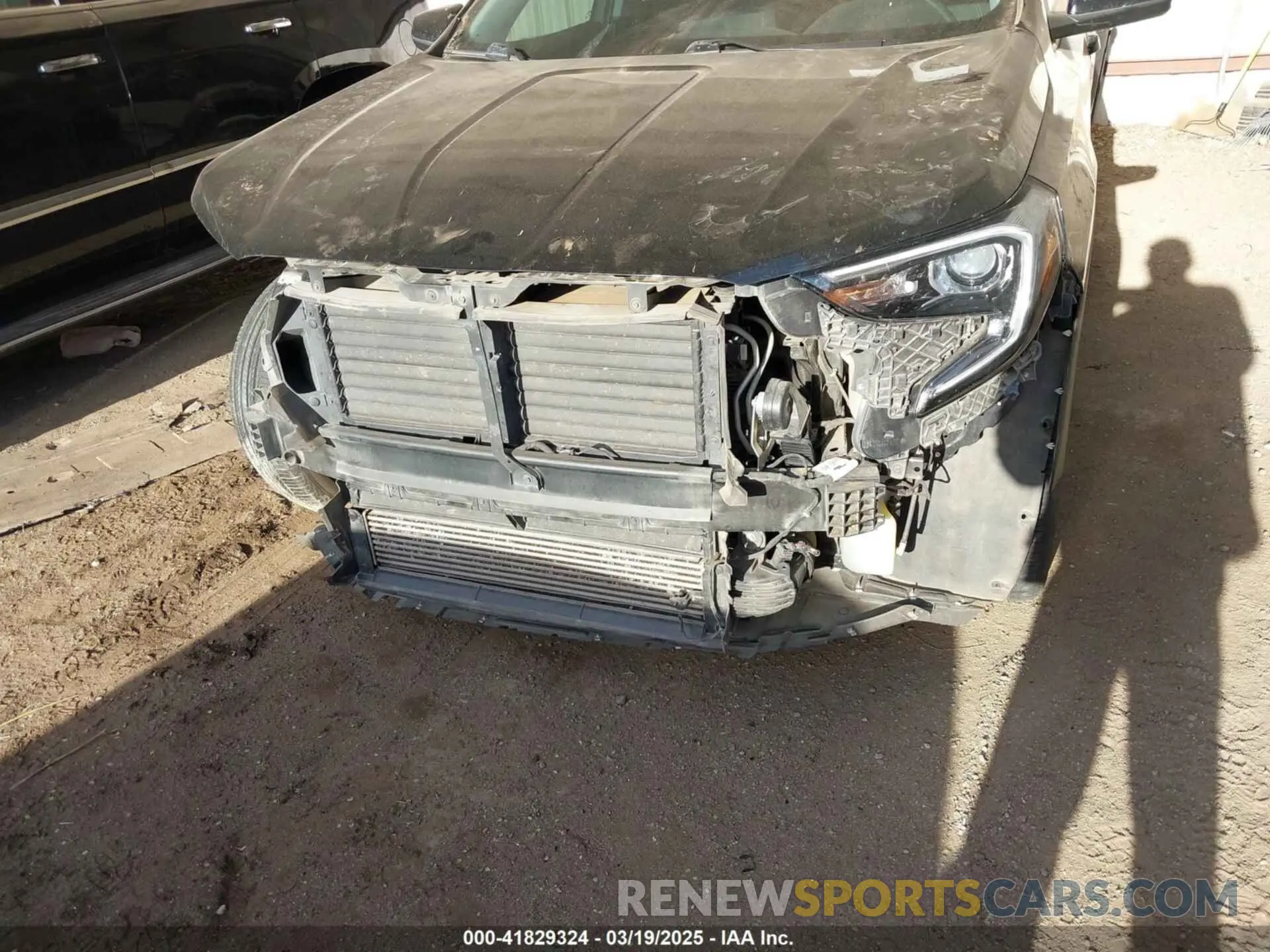 6 Photograph of a damaged car 3GKALMEV6LL296032 GMC TERRAIN 2020