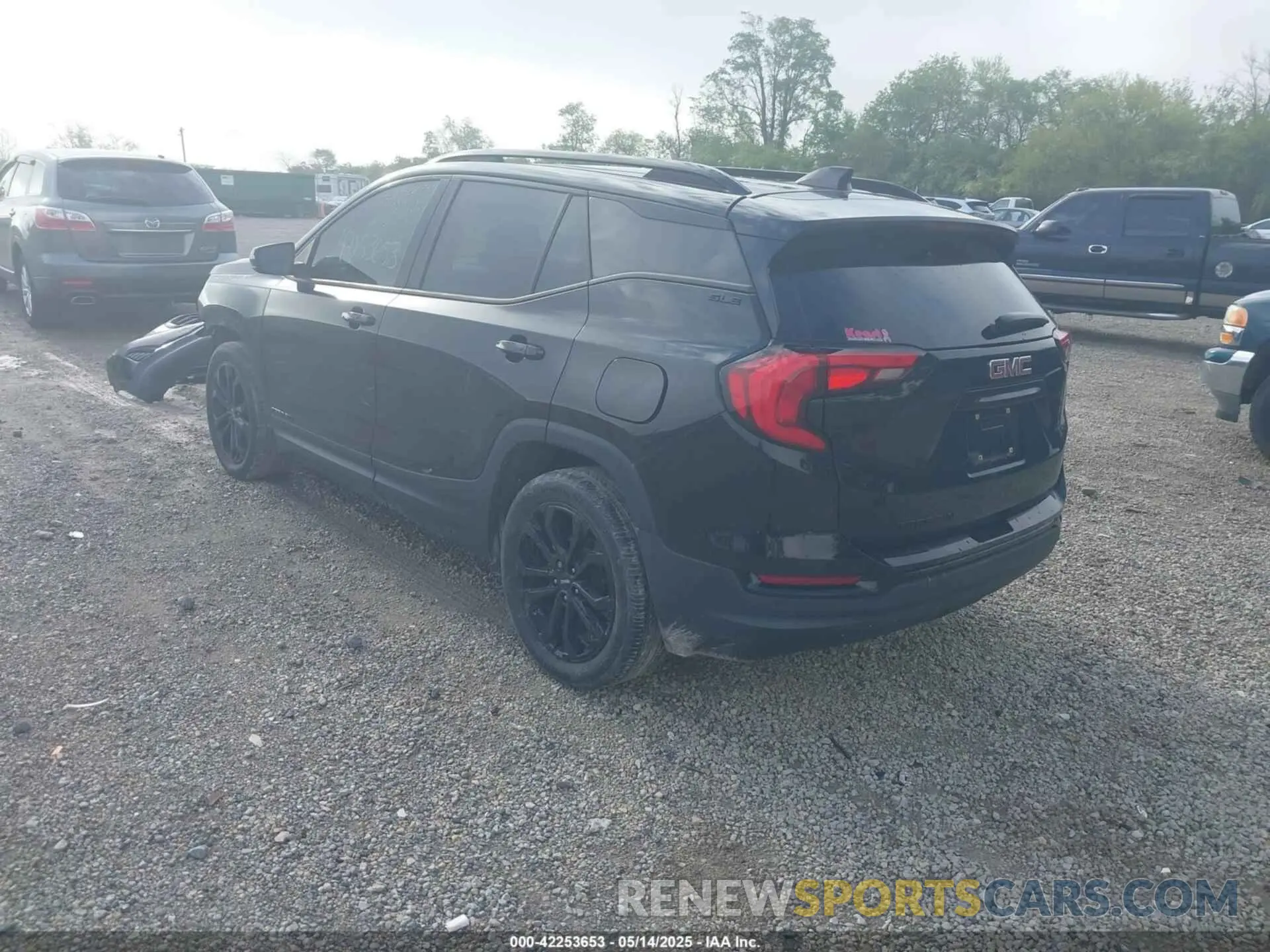 3 Photograph of a damaged car 3GKALMEV6LL309894 GMC TERRAIN 2020