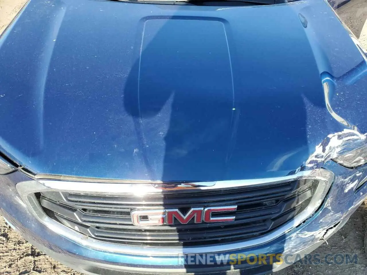 13 Photograph of a damaged car 3GKALMEV7LL173761 GMC TERRAIN 2020