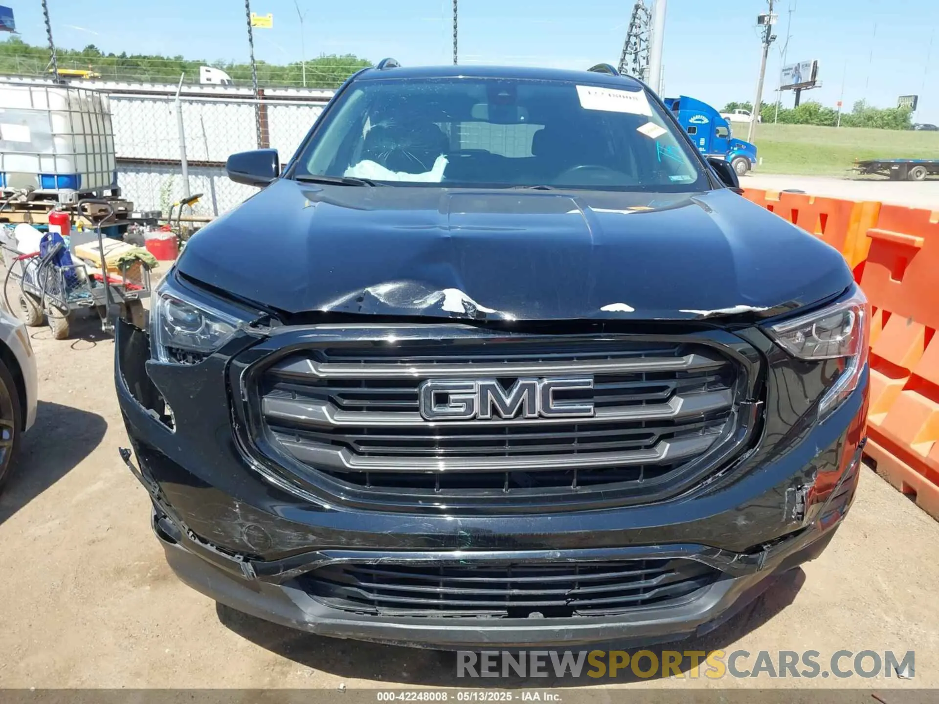 11 Photograph of a damaged car 3GKALMEV7LL261726 GMC TERRAIN 2020