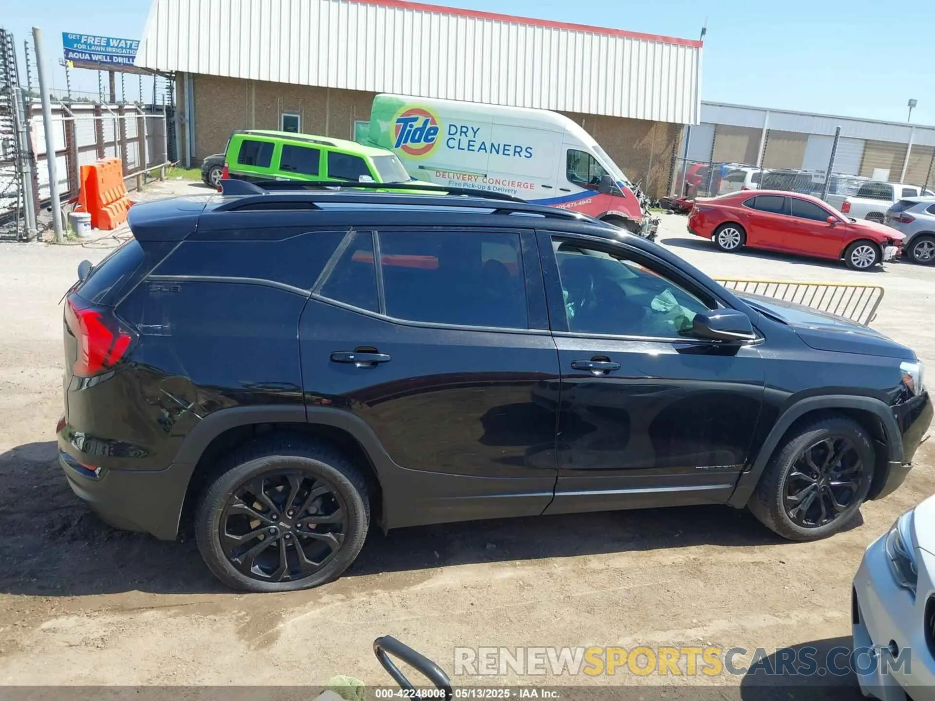 12 Photograph of a damaged car 3GKALMEV7LL261726 GMC TERRAIN 2020
