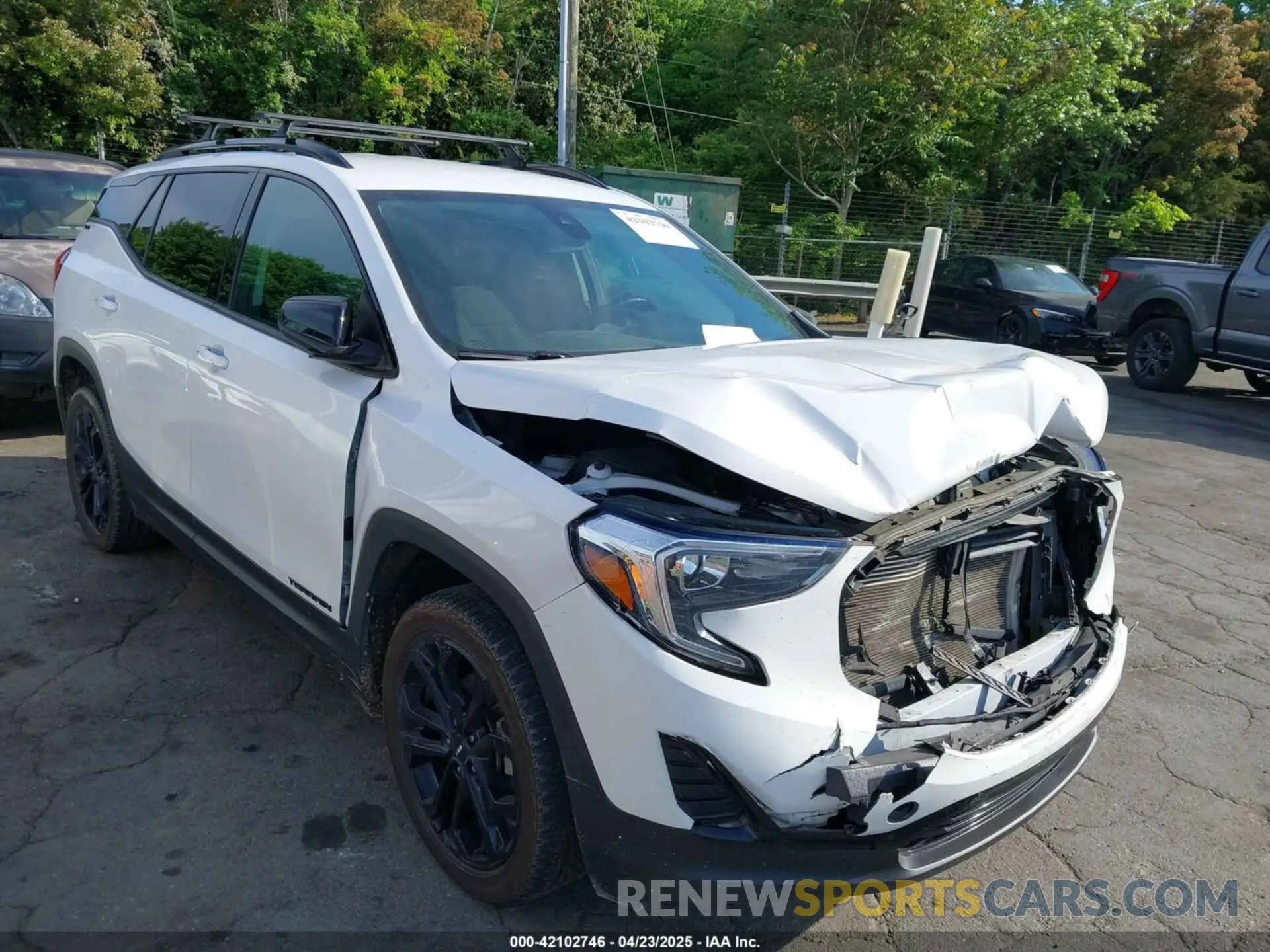 1 Фотография поврежденного автомобиля 3GKALMEV7LL272600 GMC TERRAIN 2020