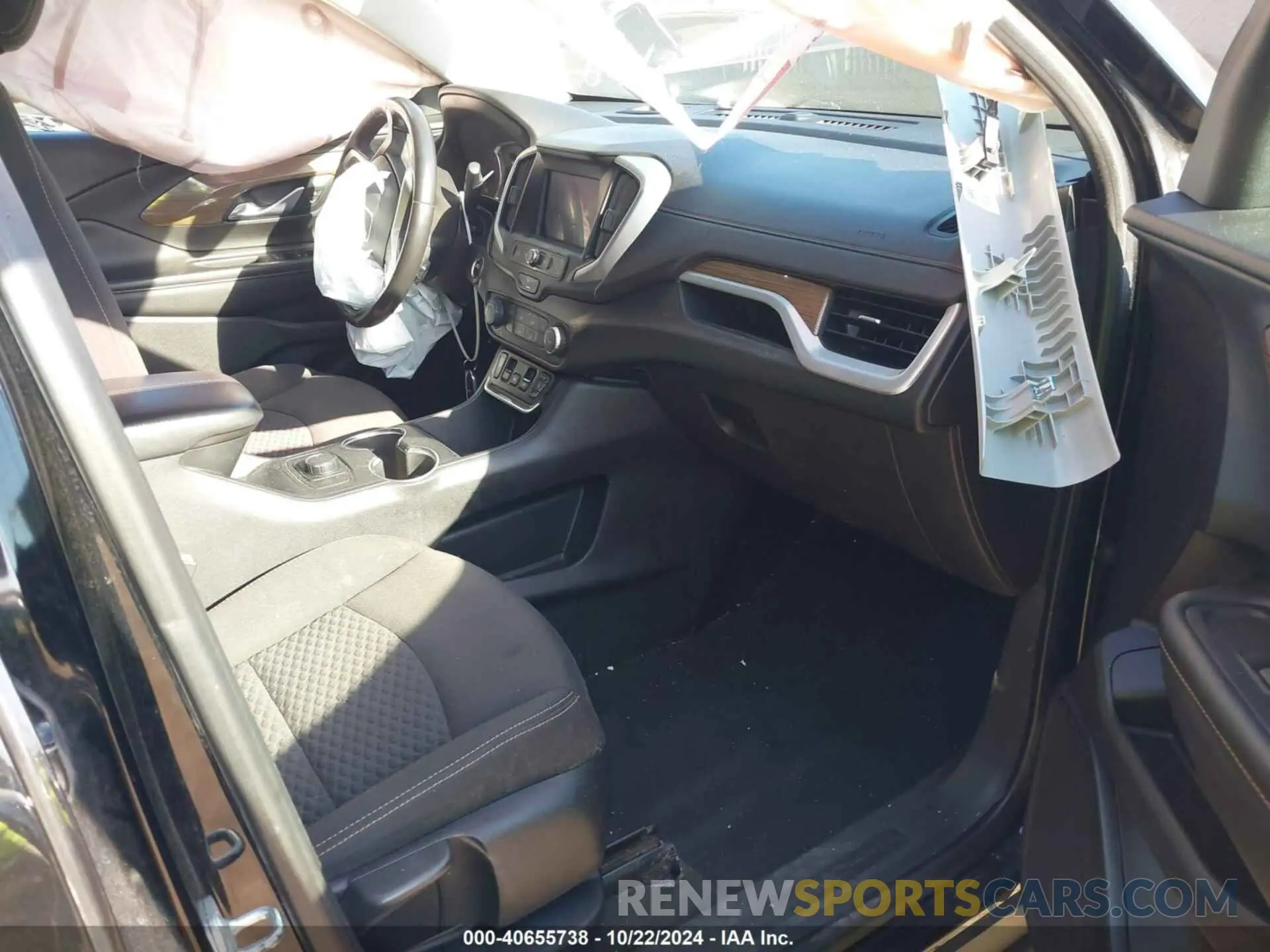 5 Photograph of a damaged car 3GKALMEV8LL124570 GMC TERRAIN 2020