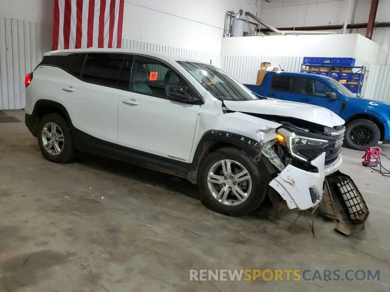 4 Photograph of a damaged car 3GKALMEV8LL200840 GMC TERRAIN 2020