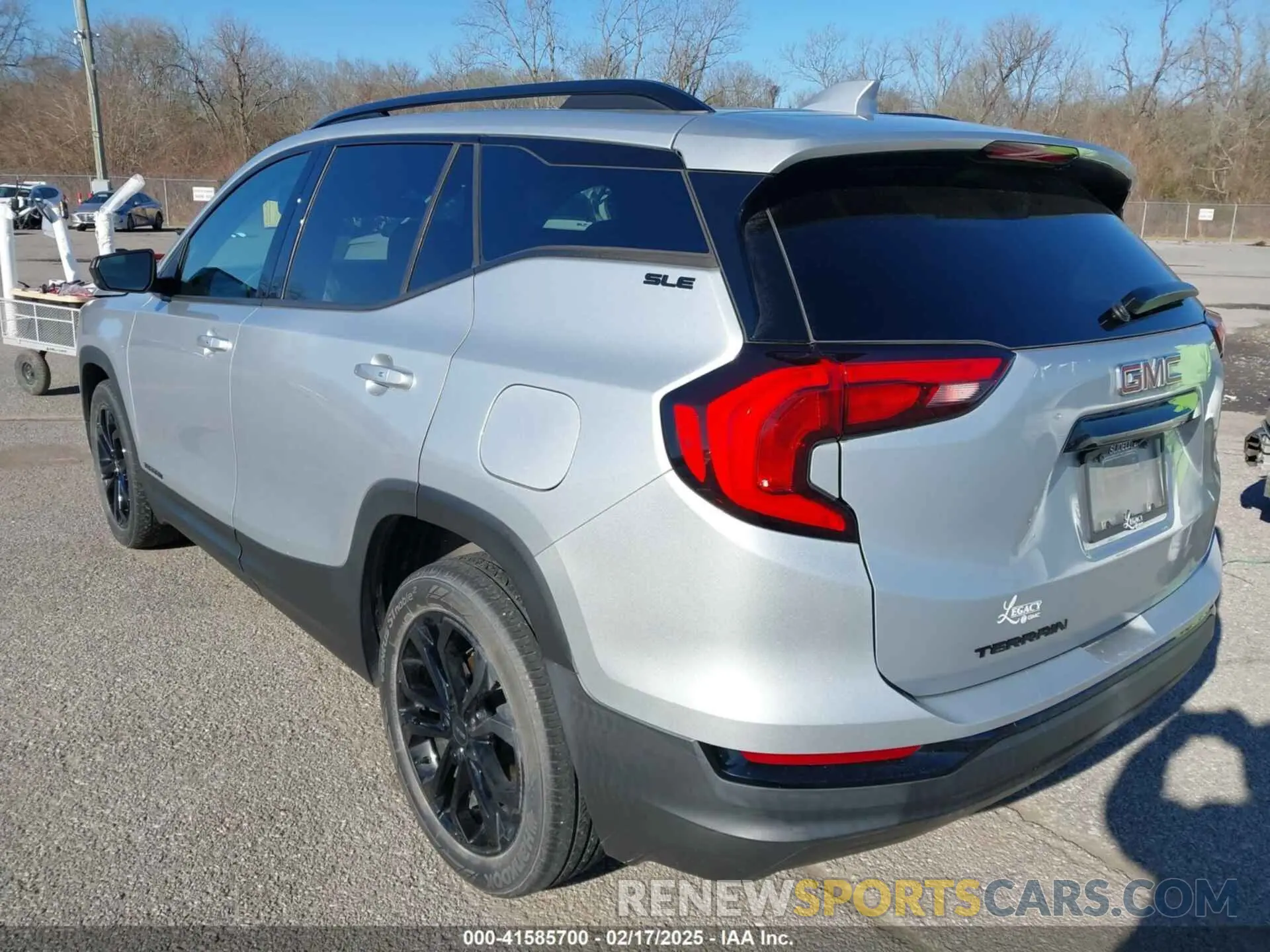 3 Фотография поврежденного автомобиля 3GKALMEVXLL307890 GMC TERRAIN 2020