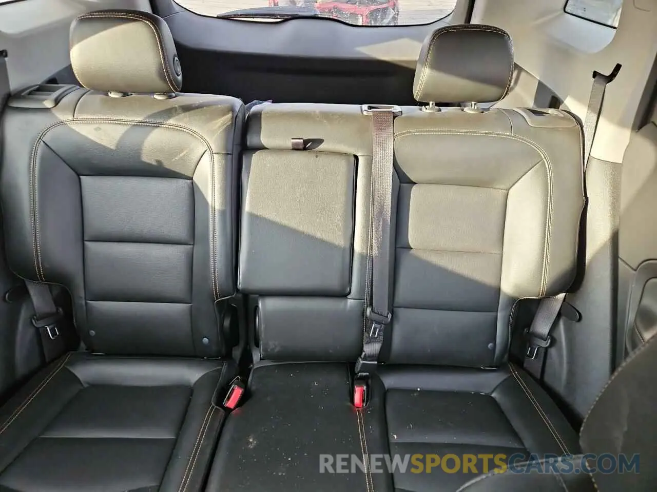 10 Photograph of a damaged car 3GKALPEV0LL223255 GMC TERRAIN 2020