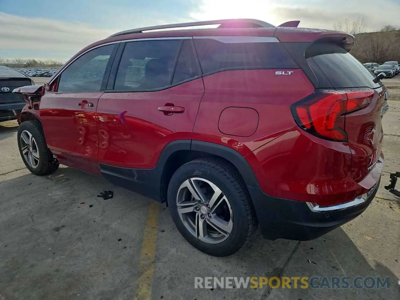 2 Photograph of a damaged car 3GKALPEV0LL223255 GMC TERRAIN 2020