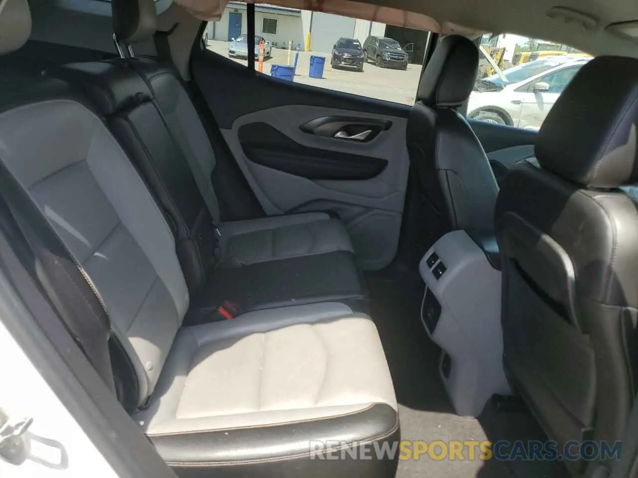 11 Фотография поврежденного автомобиля 3GKALPEV2LL243829 GMC TERRAIN 2020