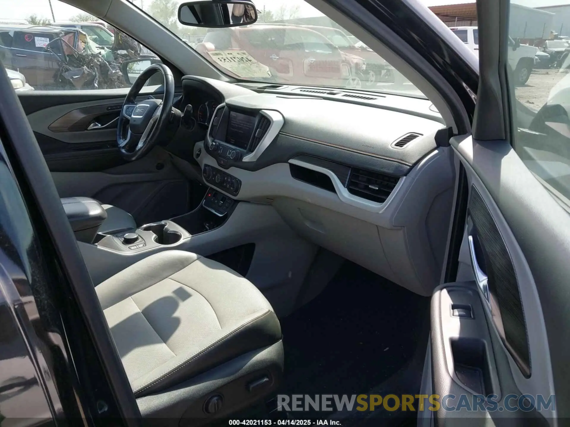 5 Photograph of a damaged car 3GKALPEV4LL145806 GMC TERRAIN 2020
