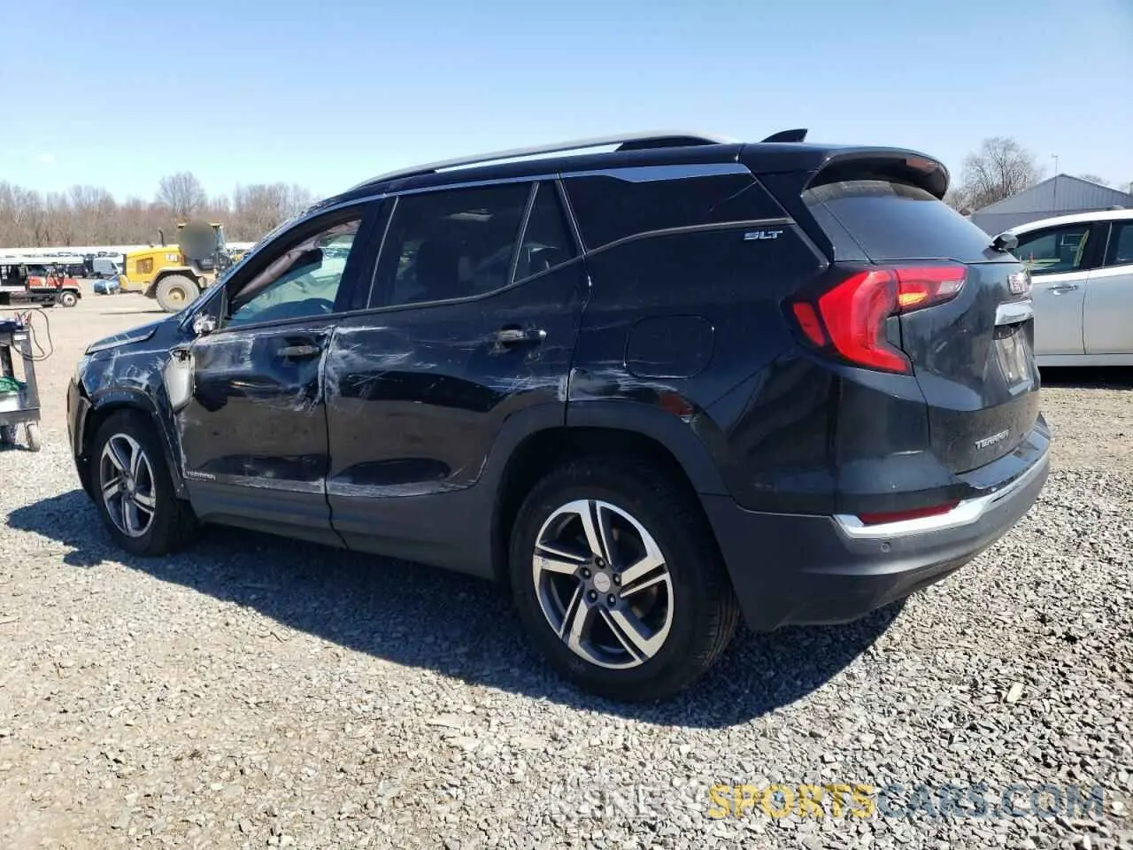2 Photograph of a damaged car 3GKALPEV4LL182337 GMC TERRAIN 2020