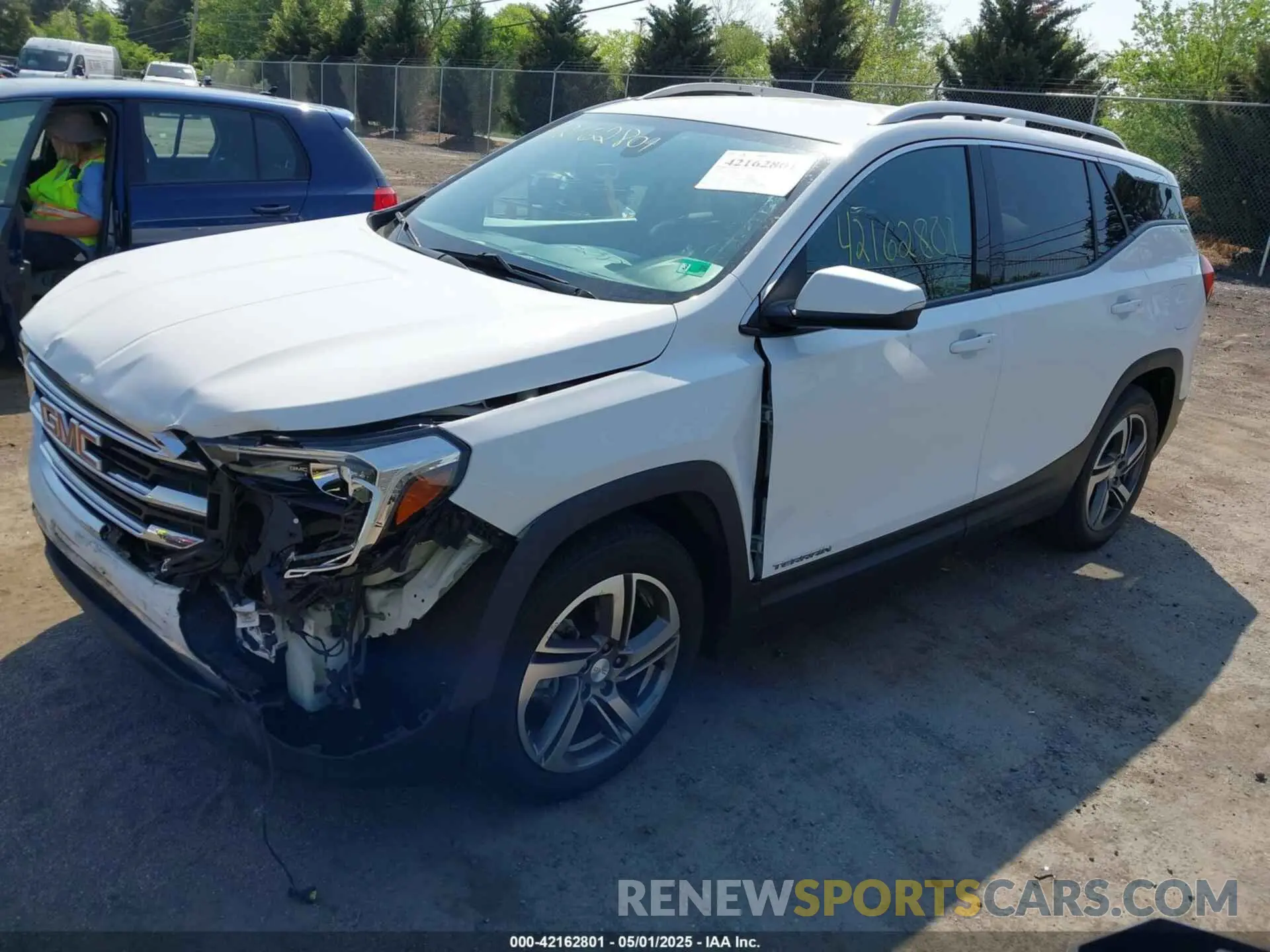 2 Photograph of a damaged car 3GKALPEV4LL192365 GMC TERRAIN 2020