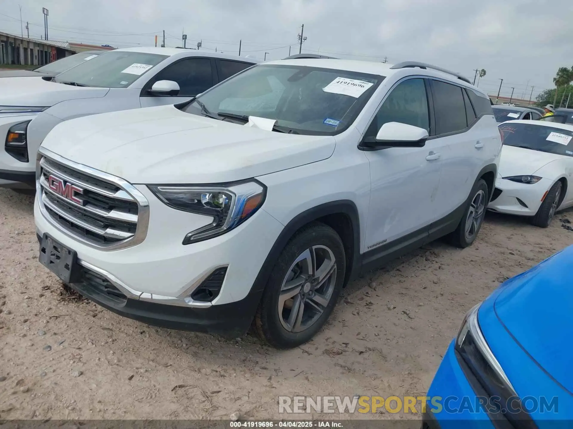 2 Photograph of a damaged car 3GKALPEV4LL306123 GMC TERRAIN 2020